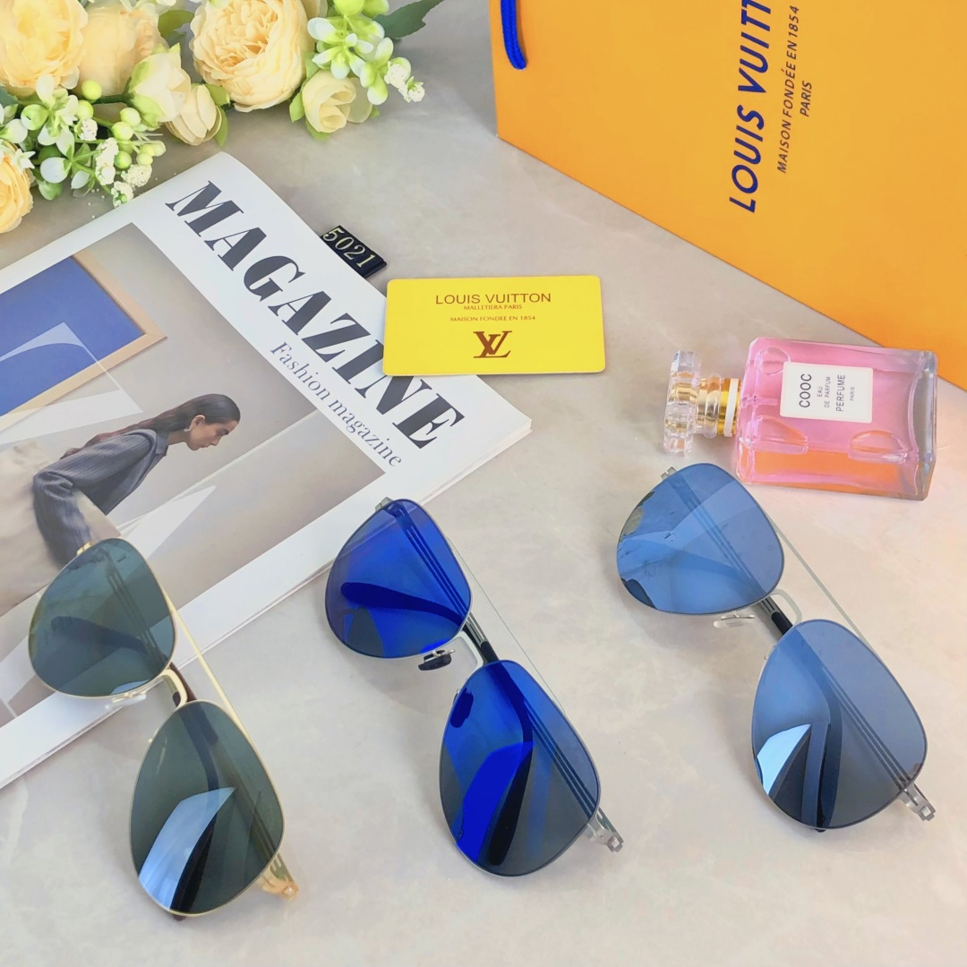 。。Louis vuitto*新款男士蛤蟆镜 超轻超弹不锈钢无螺丝墨镜 经典尼龙偏光太阳镜