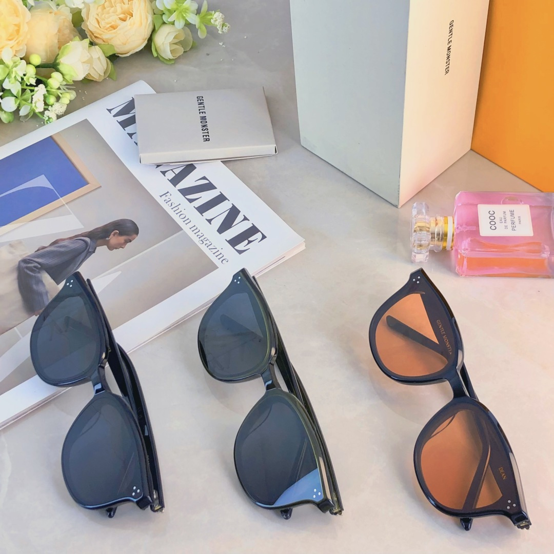 。。韩版经典款墨镜很简单却又很好看的素颜开车太阳眼镜