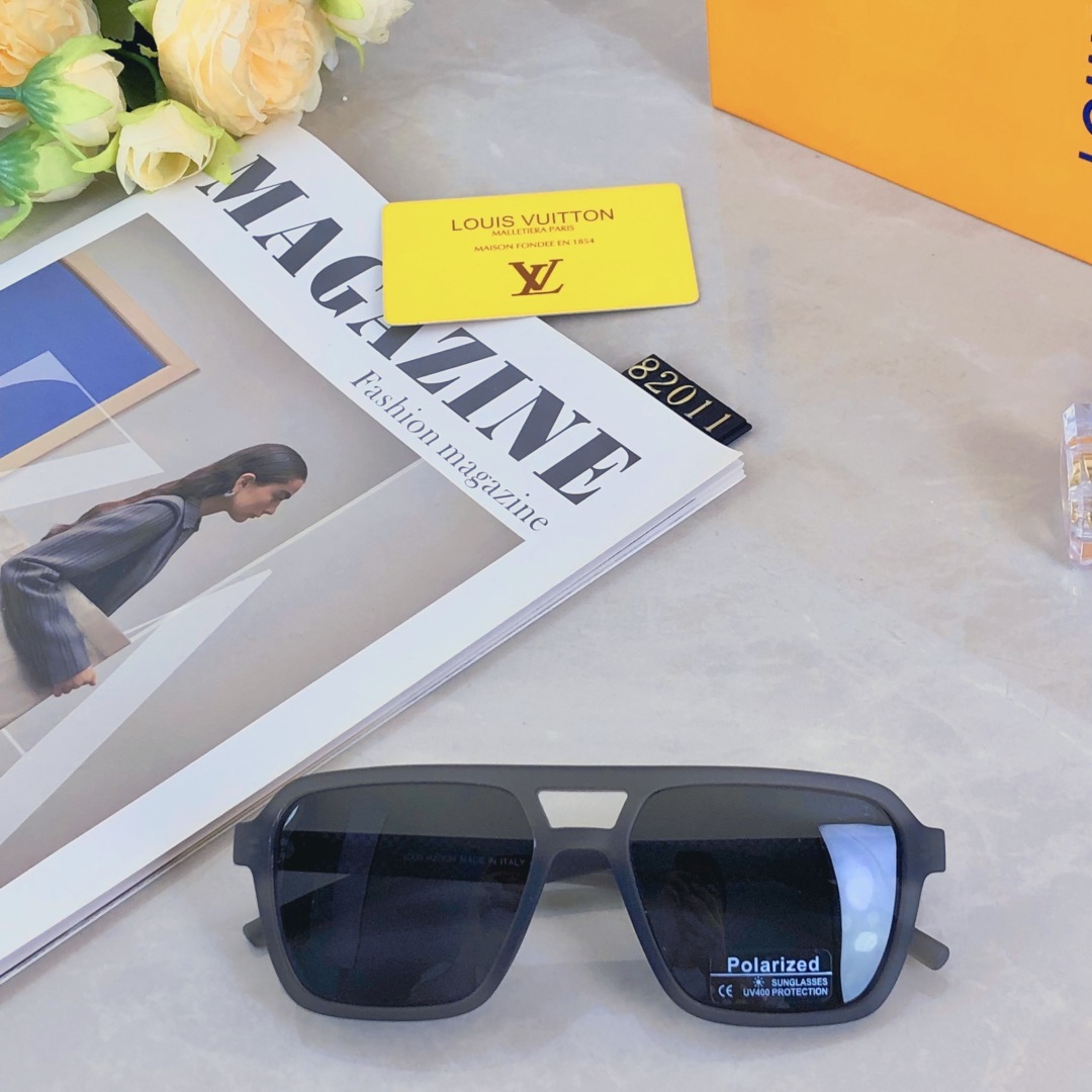 。。Louis vuitto*新款时尚双梁墨镜太阳镜男款新款复古休闲驾驶商务墨镜