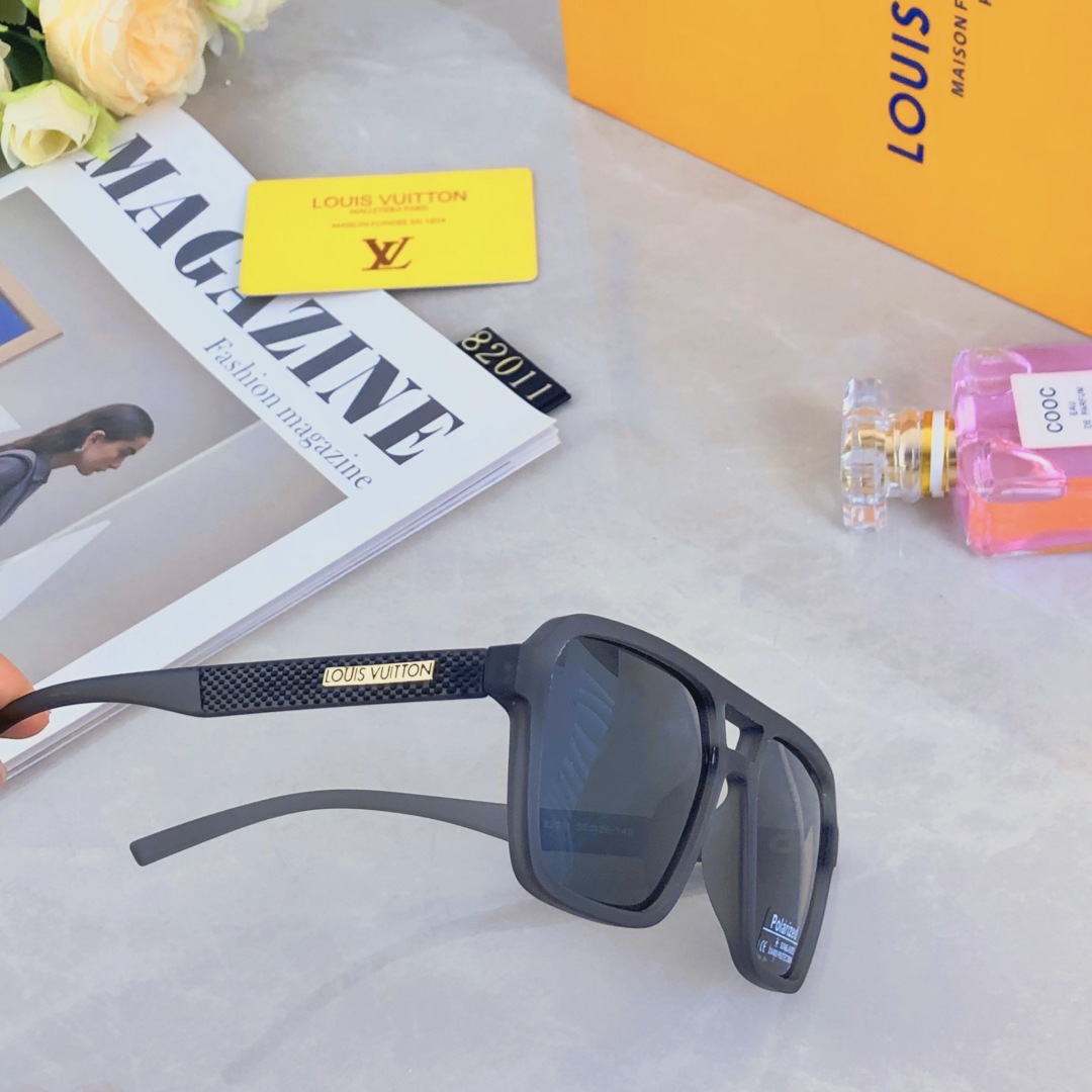 。。Louis vuitto*新款时尚双梁墨镜太阳镜男款新款复古休闲驾驶商务墨镜