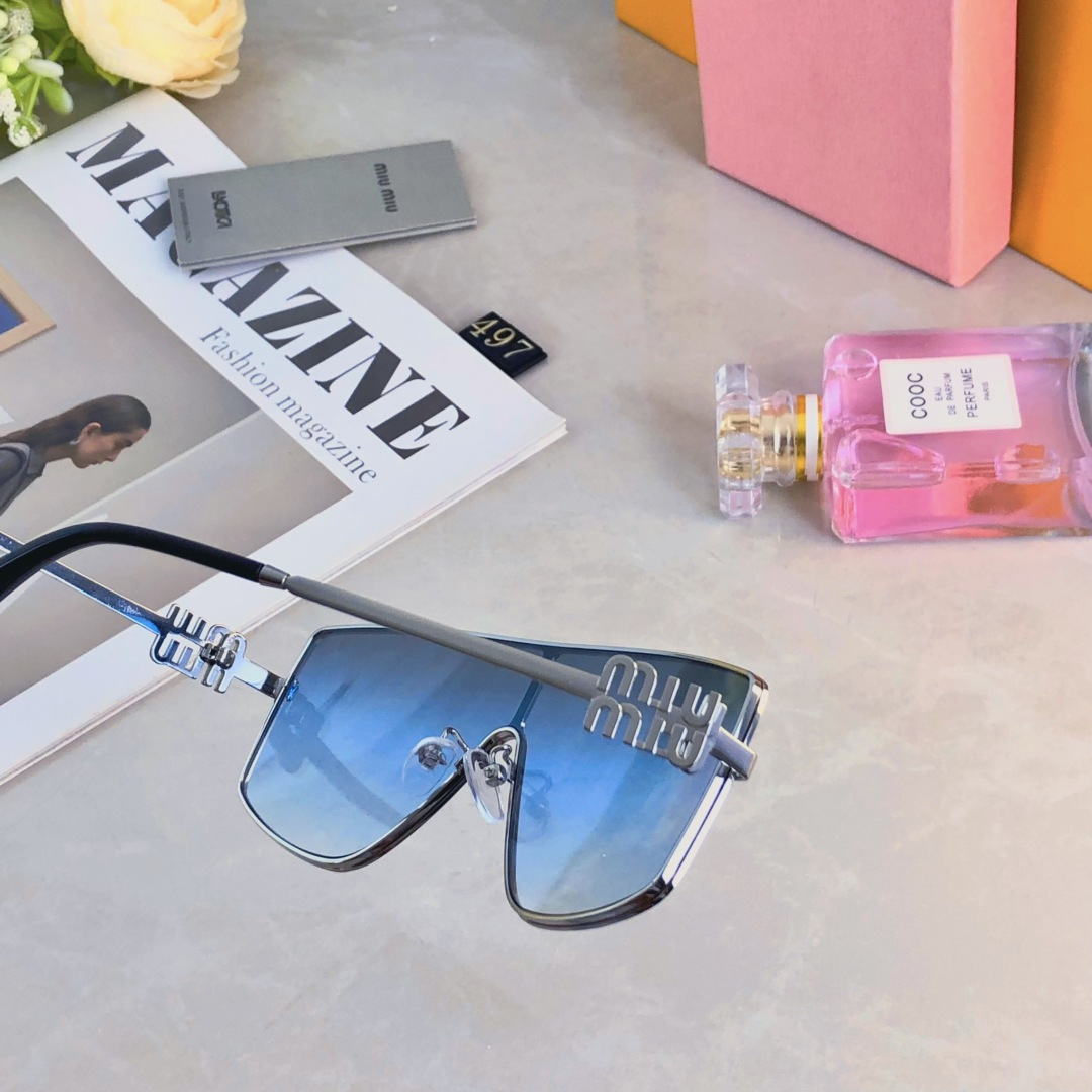 🔥🔥miumi*走秀时髦显瘦网红Y2K墨镜高级感曲面镜片太阳镜个性防晒墨镜