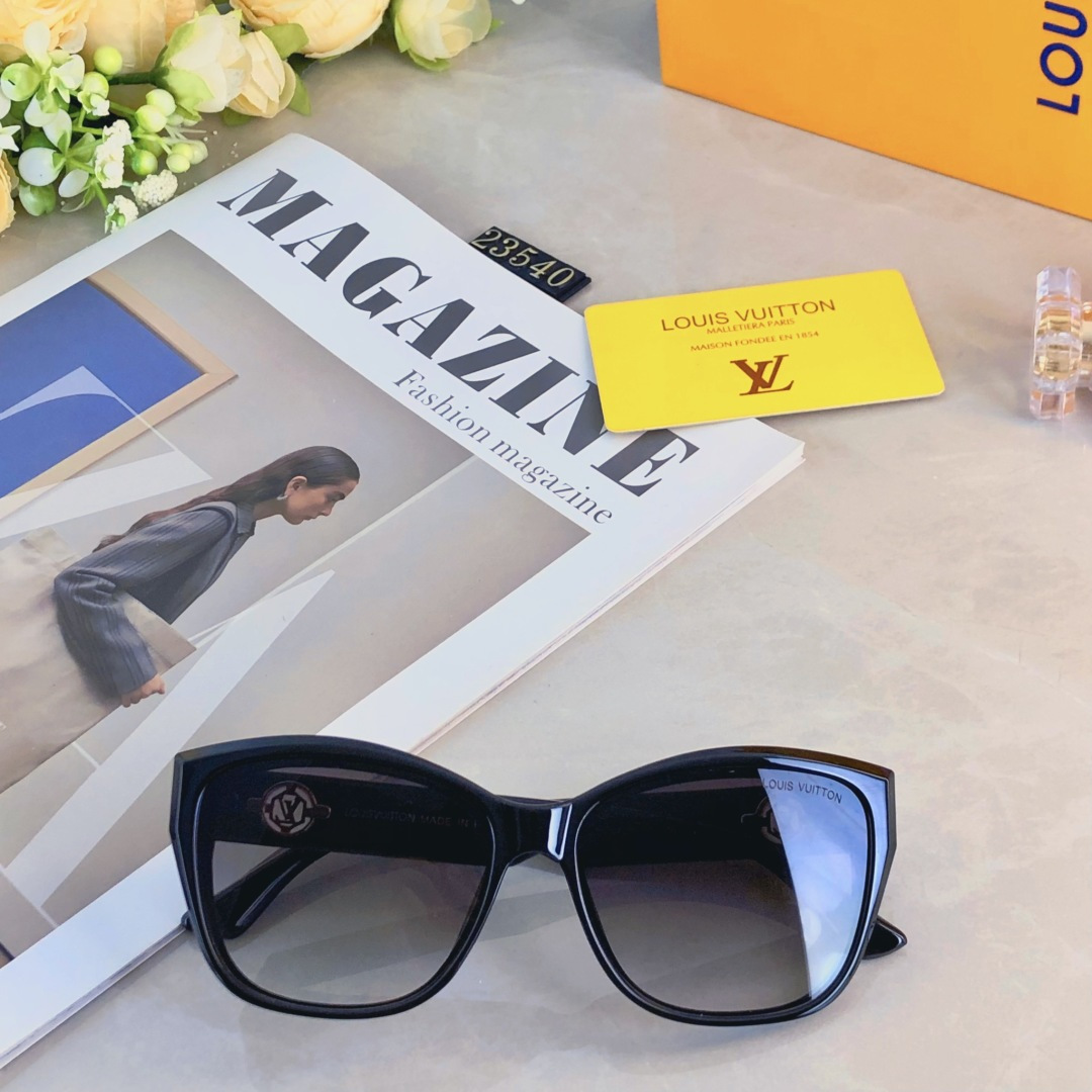 🔥🔥Louis vuitto*韩版复古大框墨镜旅行遮阳网红甜辣显脸小高级感太阳镜