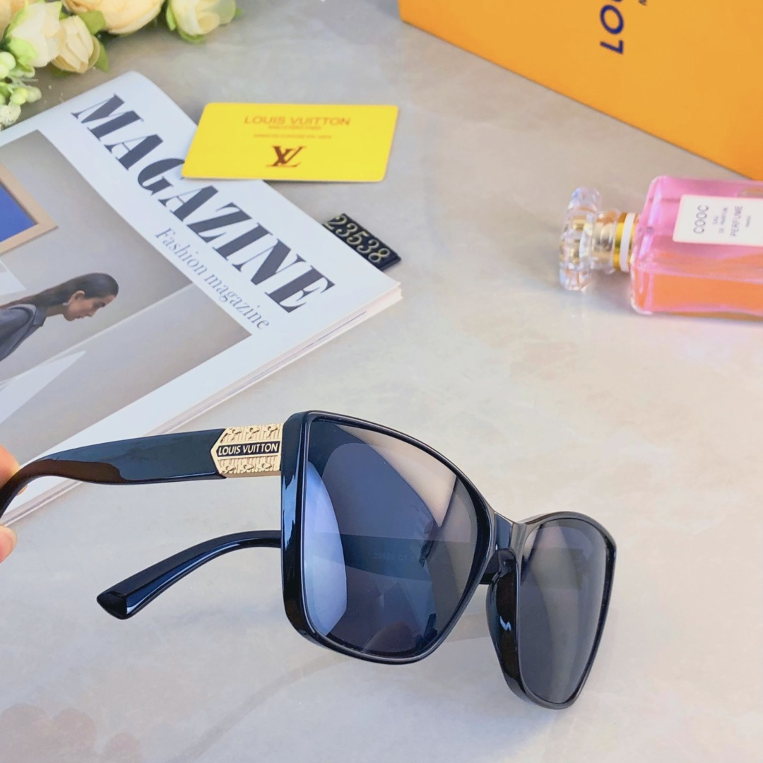 🔥🔥Louis vuitto*欧美复古猫眼嘻哈墨镜女ins小方框个性网红时尚百搭防紫外太阳镜