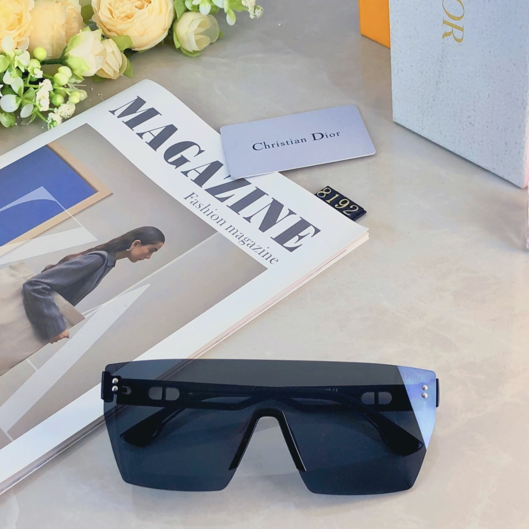 🔥🔥Dio*2025新款墨镜女款超大框连体无框欧美风辣妹海边度假防晒太阳眼镜