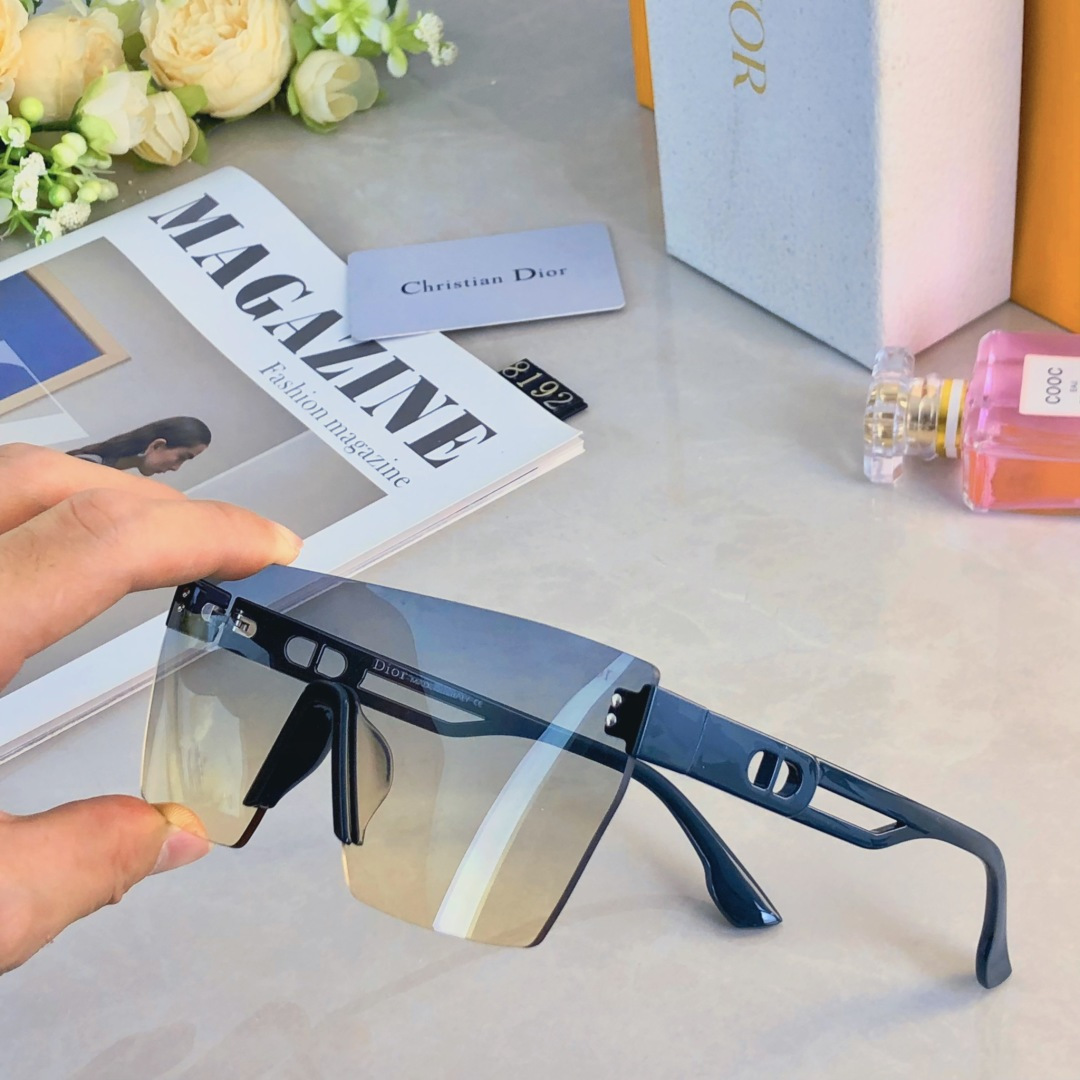 🔥🔥Dio*2025新款墨镜女款超大框连体无框欧美风辣妹海边度假防晒太阳眼镜