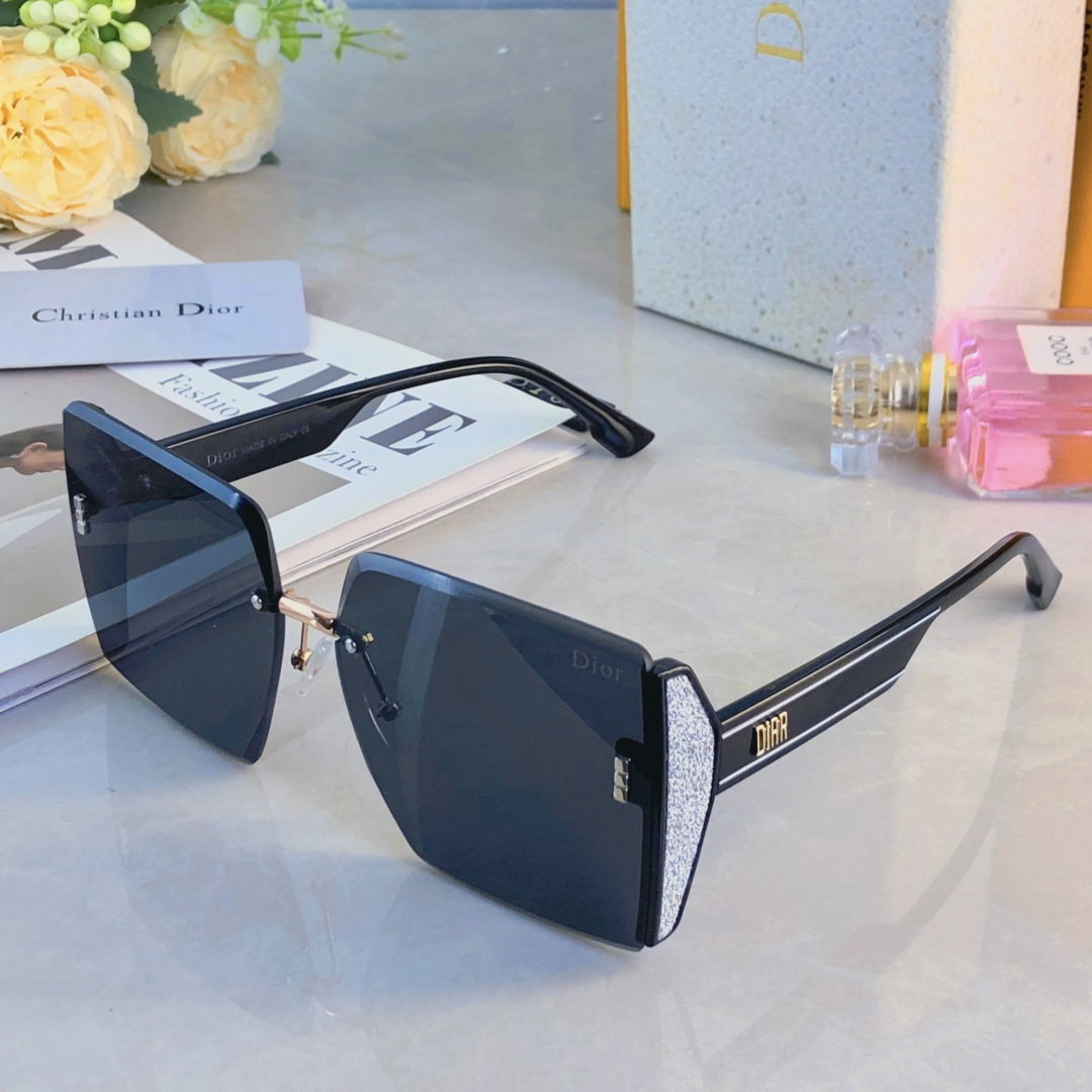 🔥🔥Dio*星空墨镜女百搭新款高级感大脸显脸小方形防紫外线太阳镜小脸