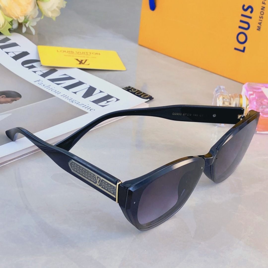 🔥🔥Louis vuitto*复古镜腿轻奢简约欧美风墨镜女方圆脸显瘦太阳镜