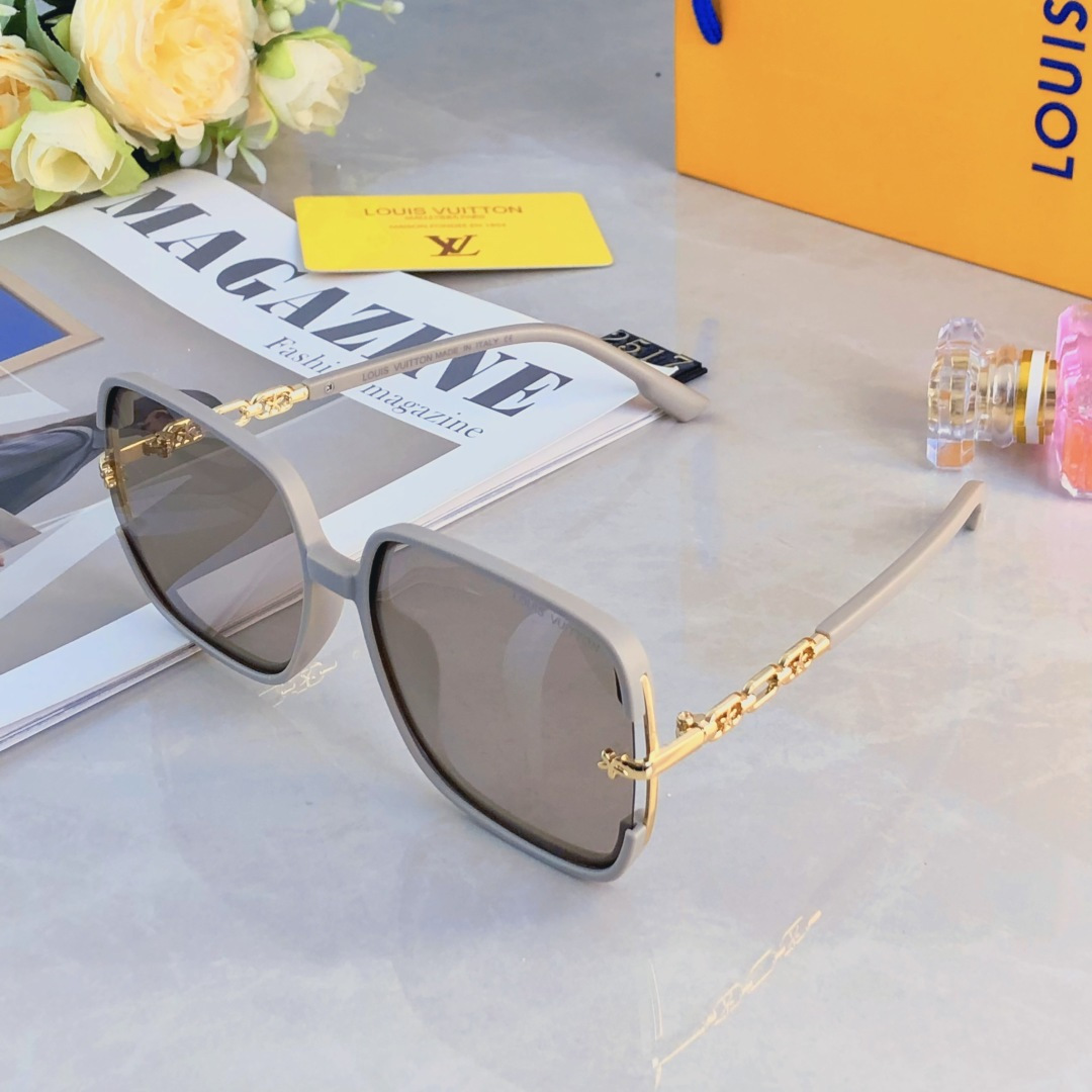 。。Louis vuitto*新款复古太阳镜韩版潮流百搭墨镜女网红街拍简约大框
