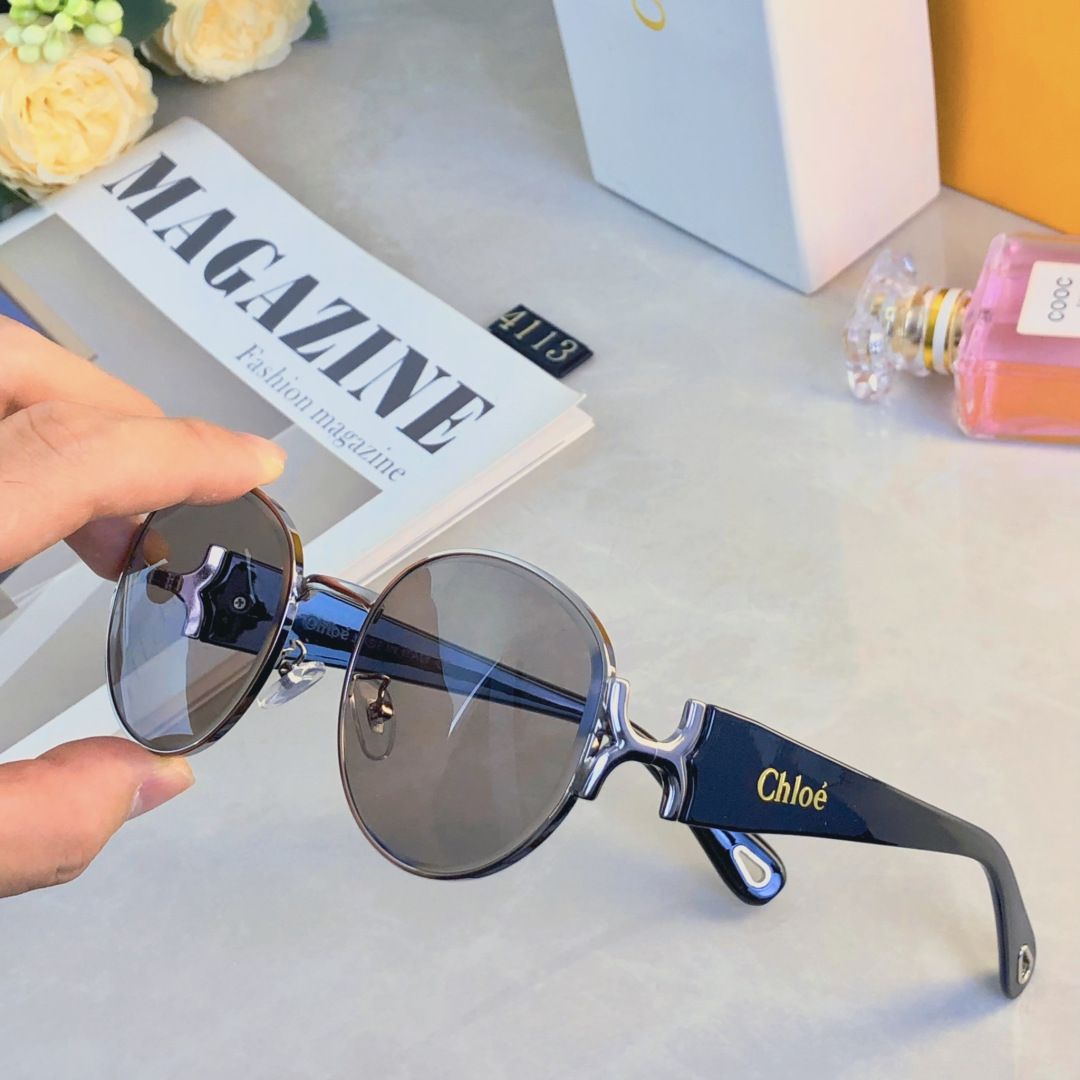 。。Chlo*复古港风金属椭圆形墨镜女防晒高级感小框凹造型太阳眼镜