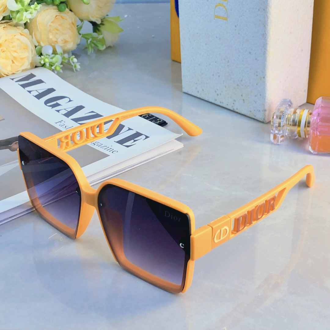 。。Dio*高级感墨镜女时髦辣妹风年新款方形大框眼镜开车太阳镜凹造型