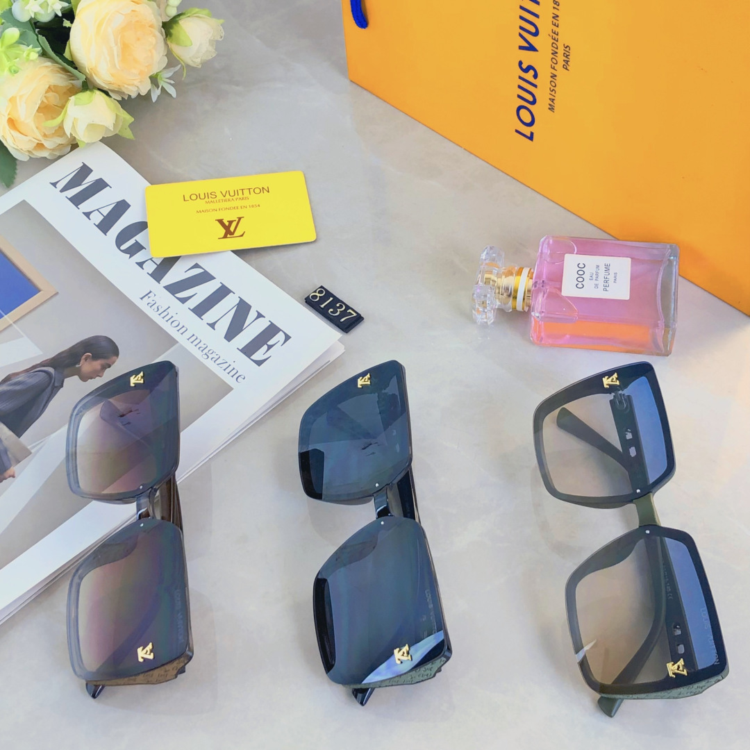 。。Louis vuitto*新款方形字母百搭太阳镜气质简约欧美风墨镜女防紫外线超轻ins风