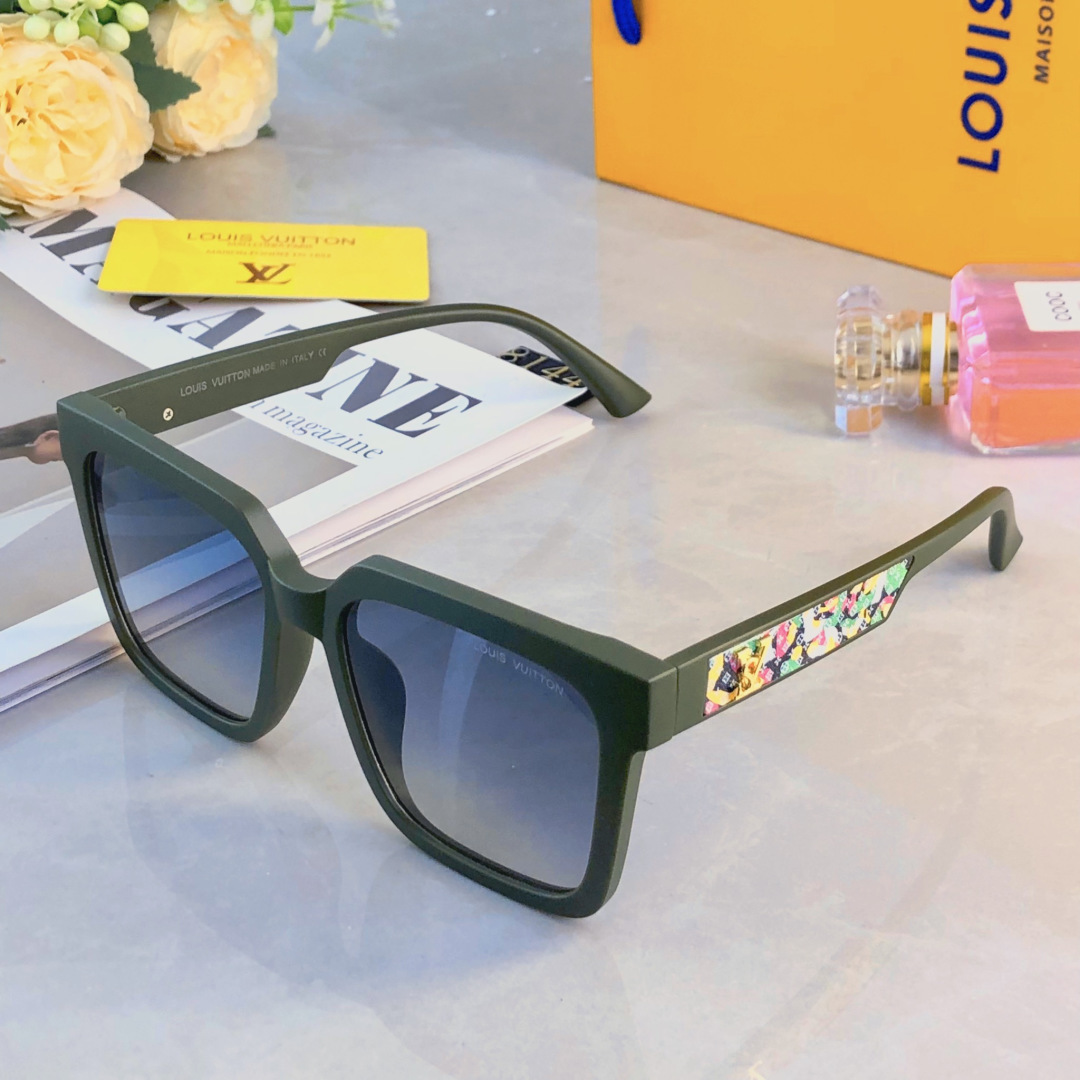。。Louis vuitto*欧美网红女太阳镜方形街拍新款墨镜防紫外线ins粗框眼镜
