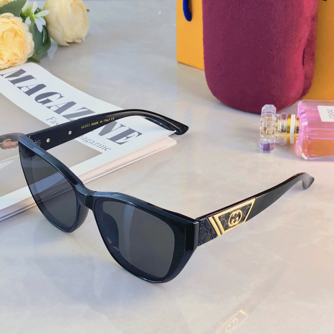 。。Gucc*欧美时尚潮流太阳镜女款复古方框墨镜户外旅游街拍防晒太阳眼镜