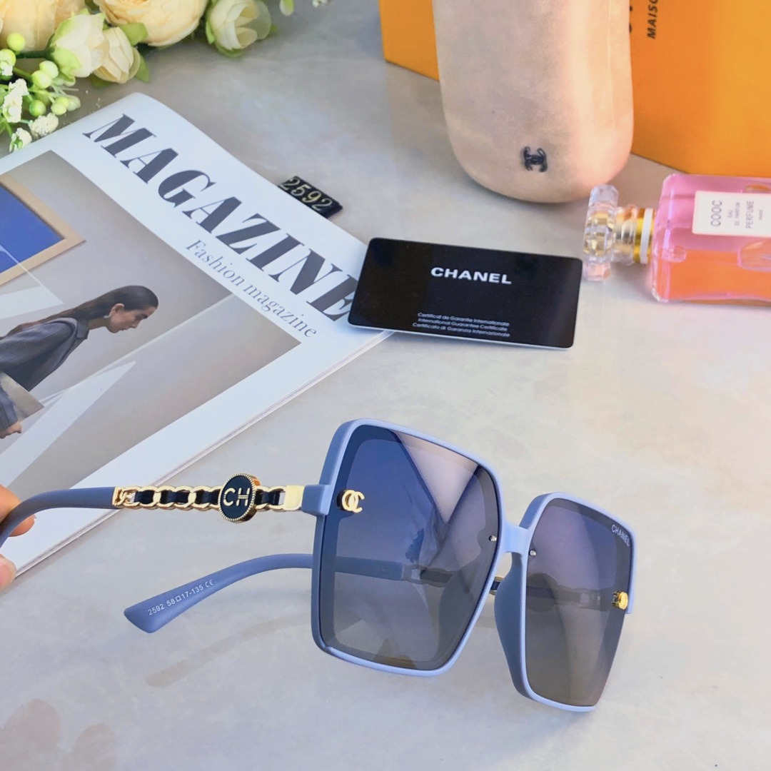 。。Chane*2025新款墨镜女网红气质复古潮流太阳镜偏光防紫外线百搭显脸小