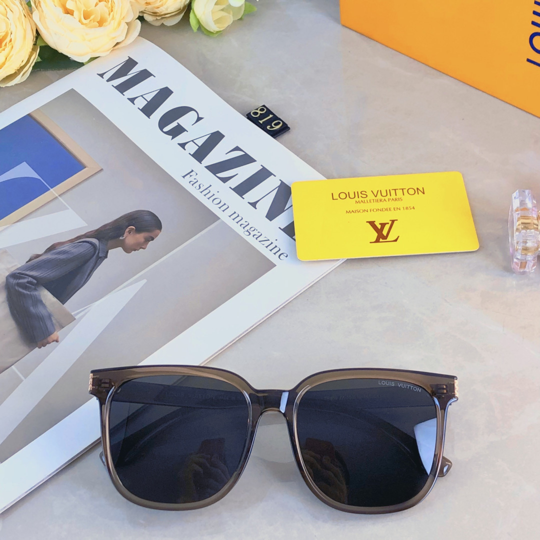 。。Louis vuitto*欧美方框轻偏光太阳眼镜时尚潮男女款高级感防紫外线墨镜