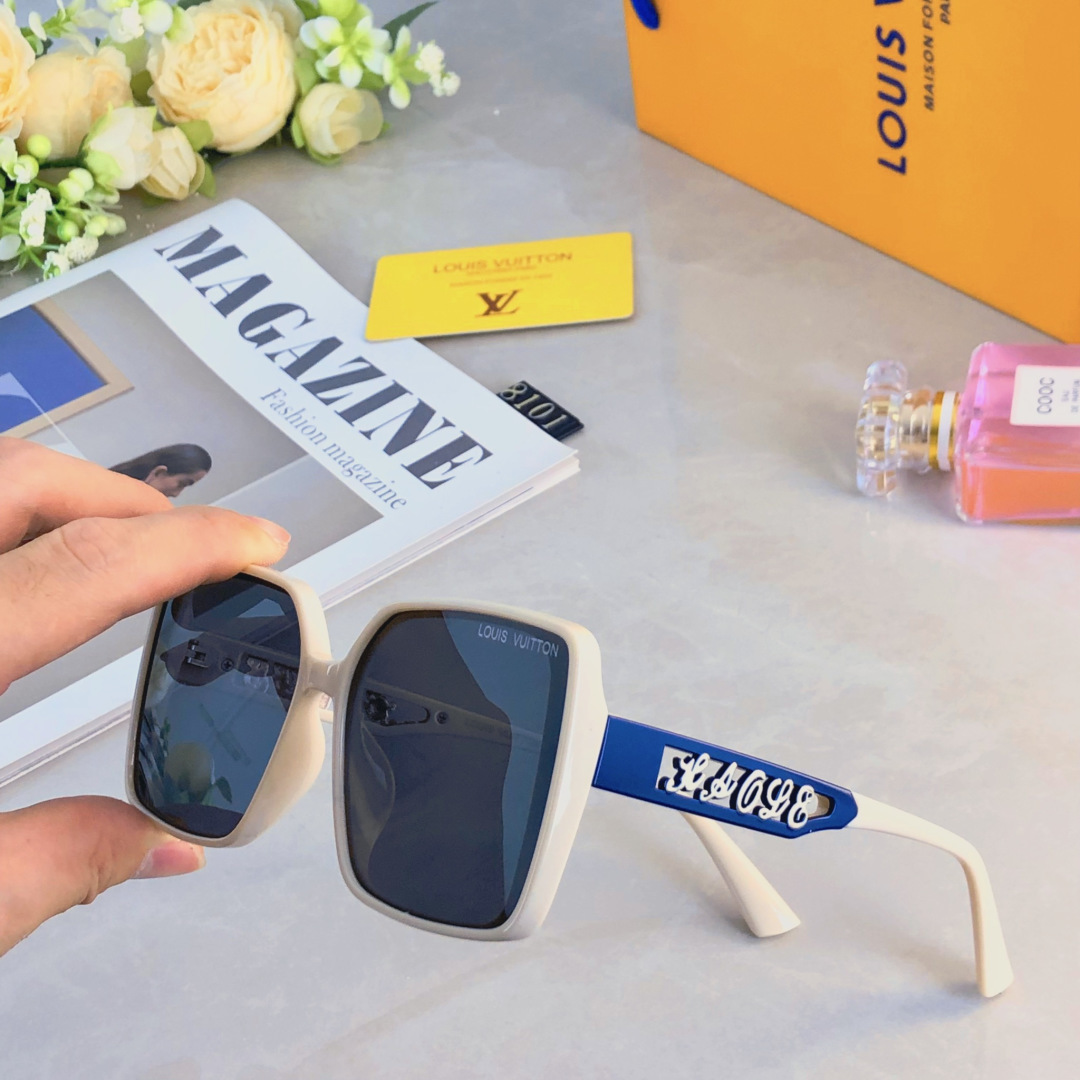 。。LOUISVUITTO*新款欧美风防紫外线墨镜女款百搭高级感韩版方圆脸显瘦遮阳太阳镜