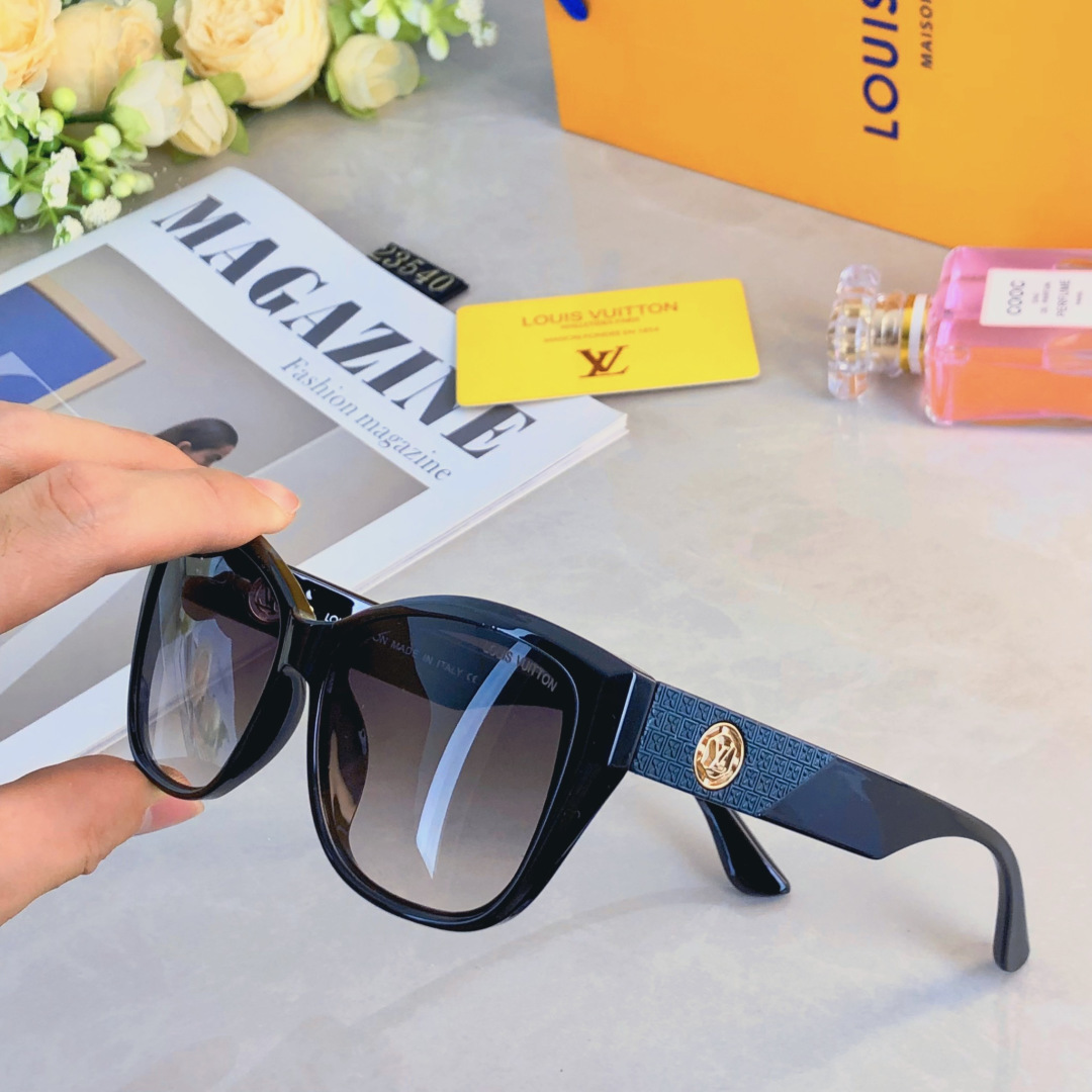 。。LOUISVUITTO*韩版复古方形大框墨镜女夏季旅行遮阳网红甜辣显脸小高级感太阳镜