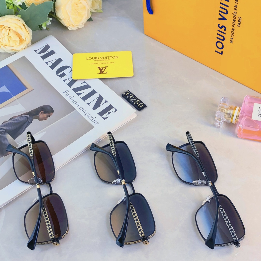 🔥🔥Louis vuitto*韩版潮太阳镜方形复古街拍网红墨镜女金属框个性新款