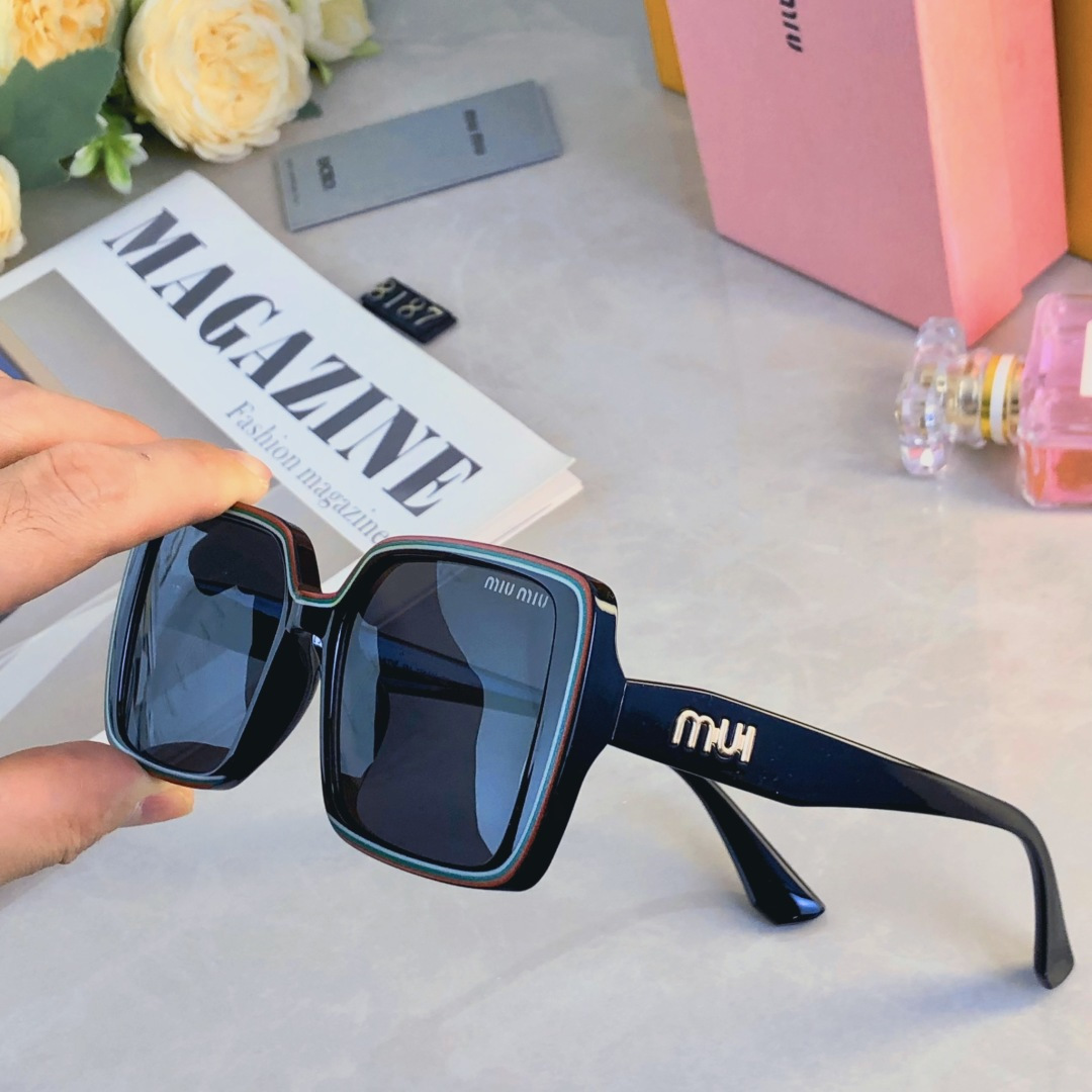 🔥🔥miumi*夏日时尚切边百搭气质显瘦墨镜女款防紫外线档太阳镜
