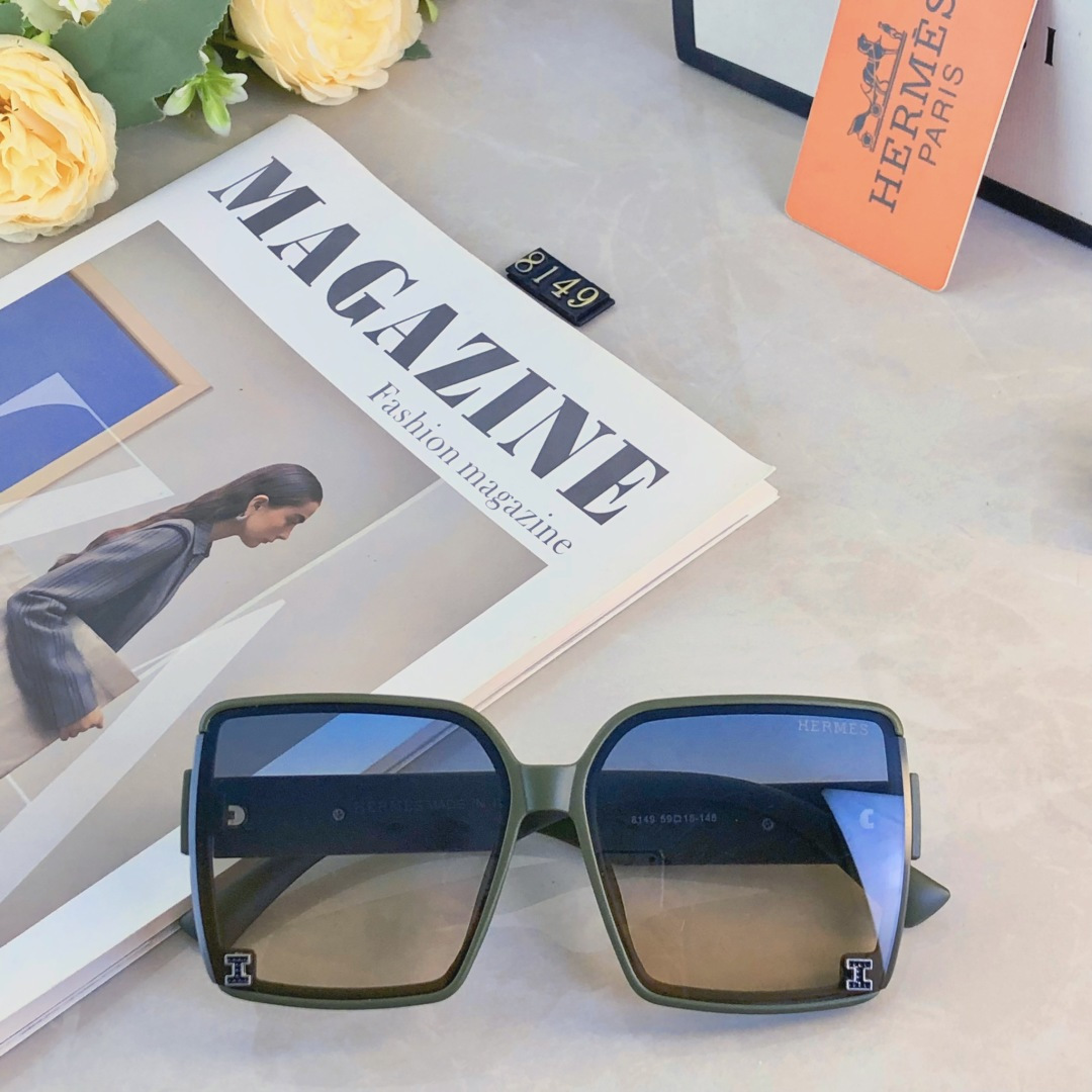 🔥🔥Herme*韩版ins方形大框显脸小眼镜女大脸街拍黑超墨镜潮网红太阳镜