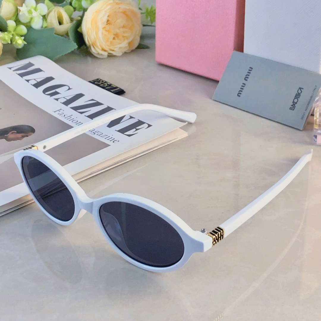 🔥🔥miumi*欧美新款小框椭圆形细腿墨镜个性高颜值女太阳镜