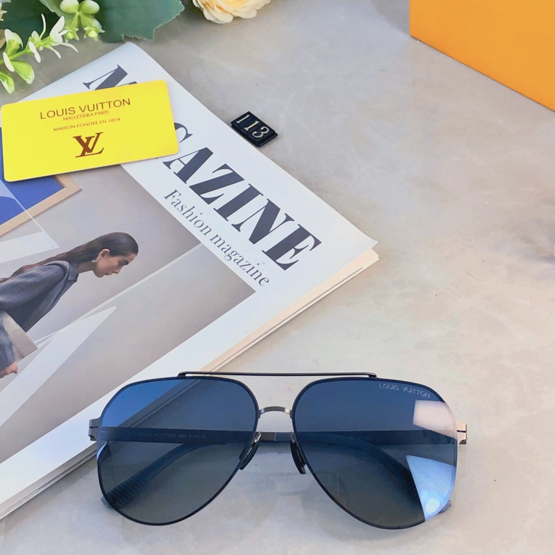 。。Louis vuitto*新款防紫外线墨镜时尚双梁飞行员偏光开超轻眼镜框时尚复古