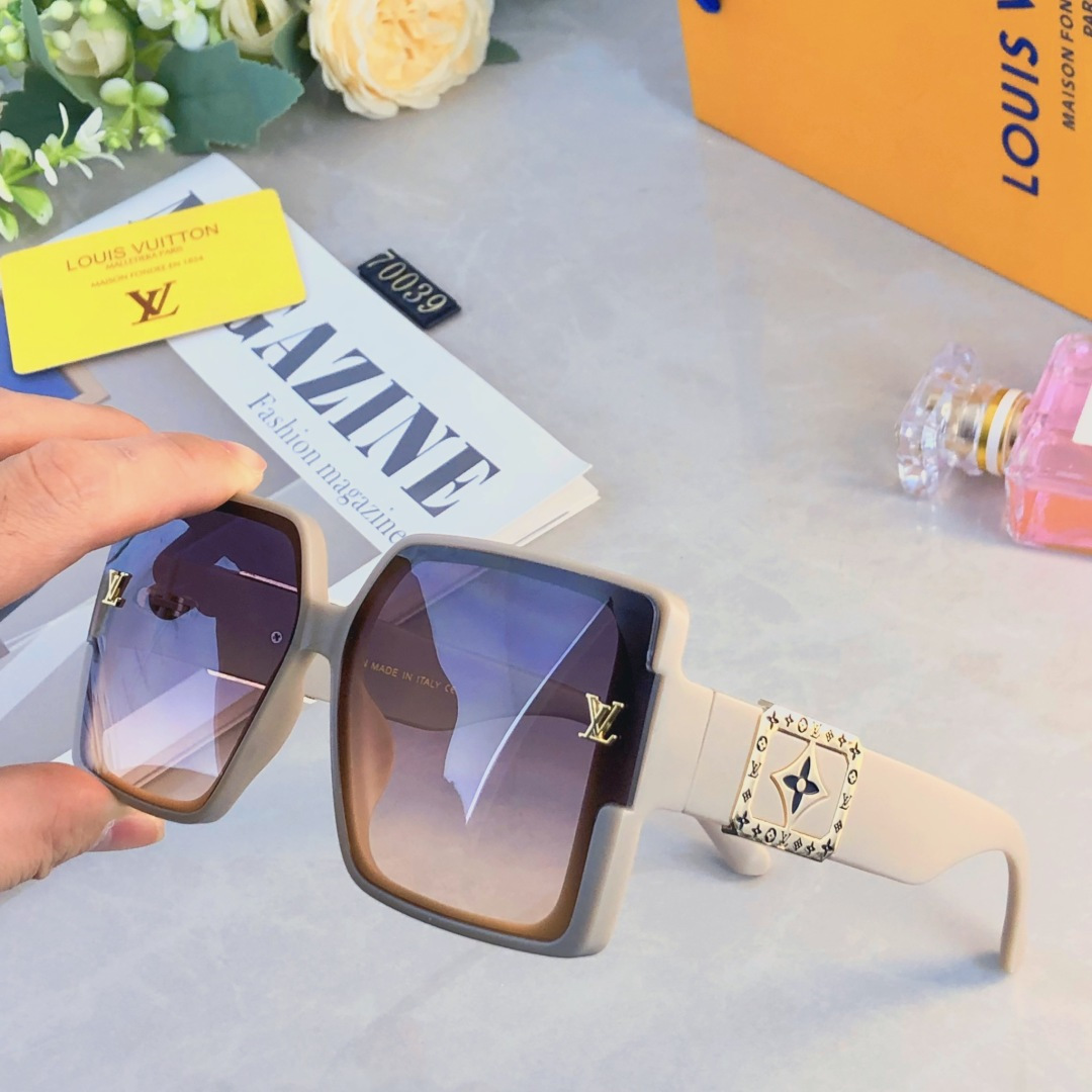 。。Louis vuitto*新款方形大框字母装饰轻奢风高级感女太阳镜抖音网红墨镜