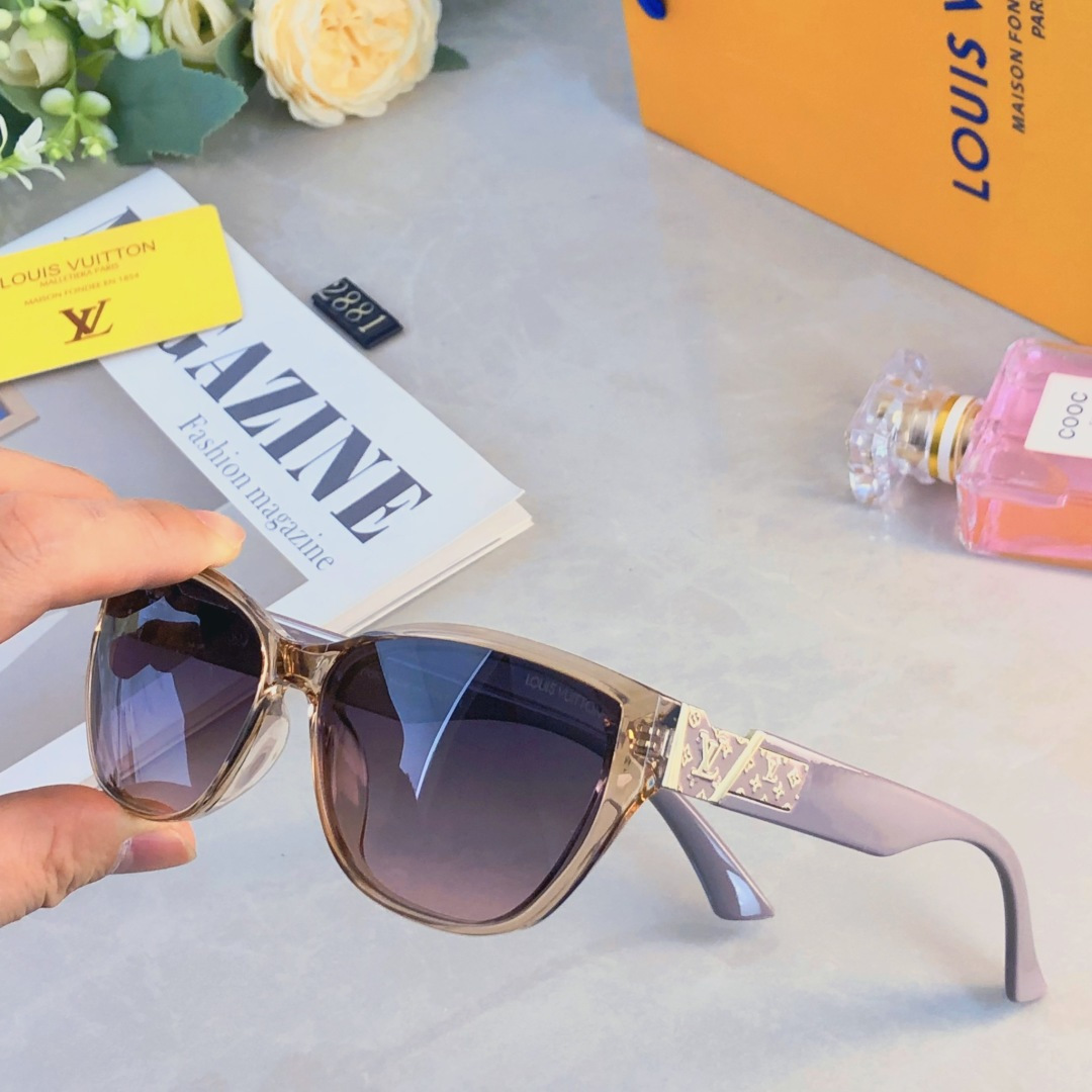 。。Louis vuitto*复古方形时尚潮流太阳镜镶钻高品质新款个性街拍女士墨镜