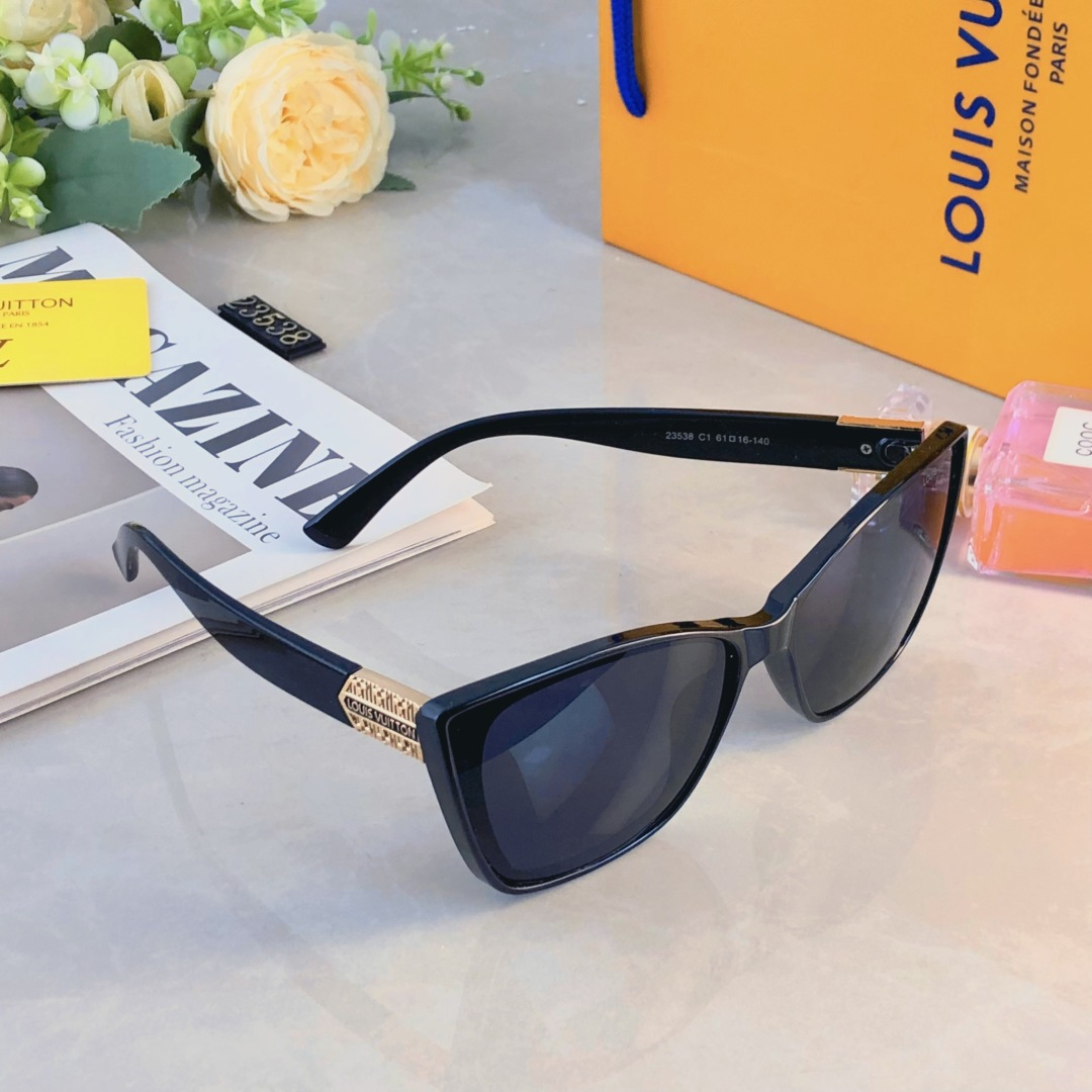 。。Louis vuitto*韩版时尚大框太阳眼镜高级感方形通勤百搭防紫外线防晒墨镜