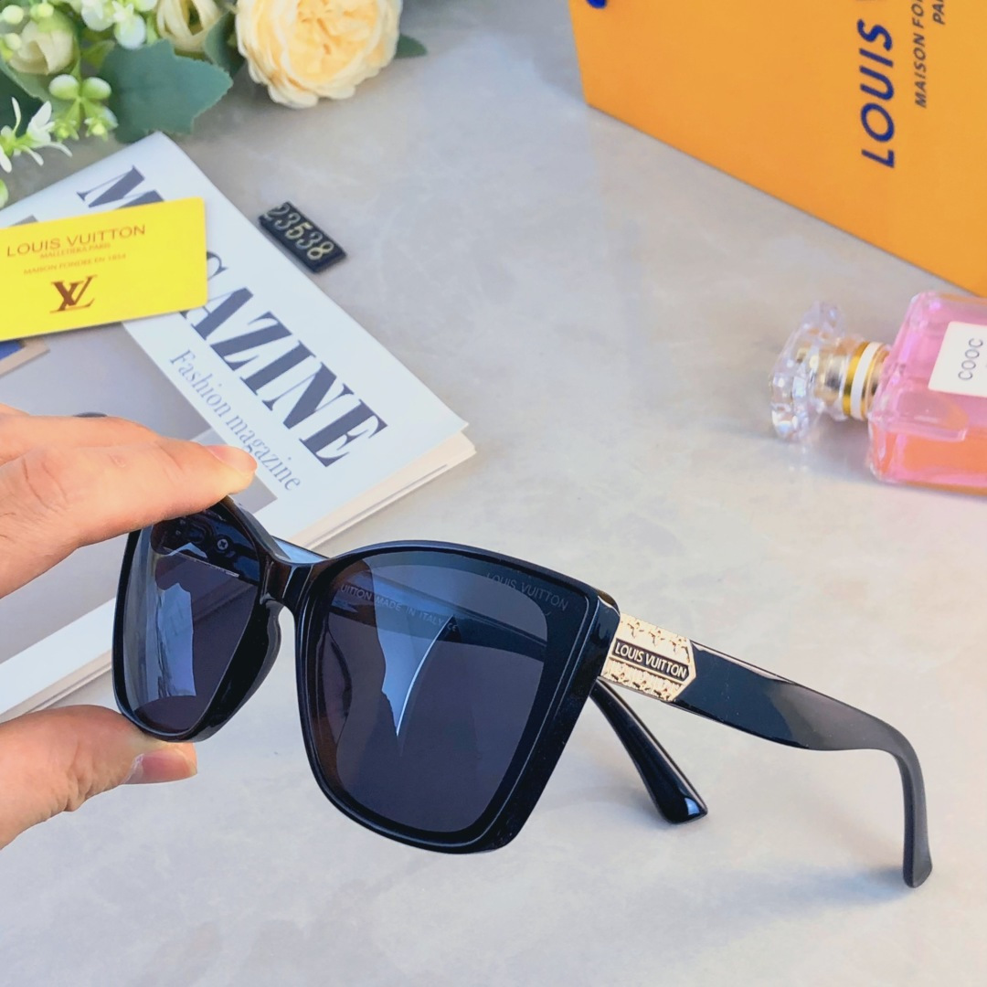 。。Louis vuitto*韩版时尚大框太阳眼镜高级感方形通勤百搭防紫外线防晒墨镜
