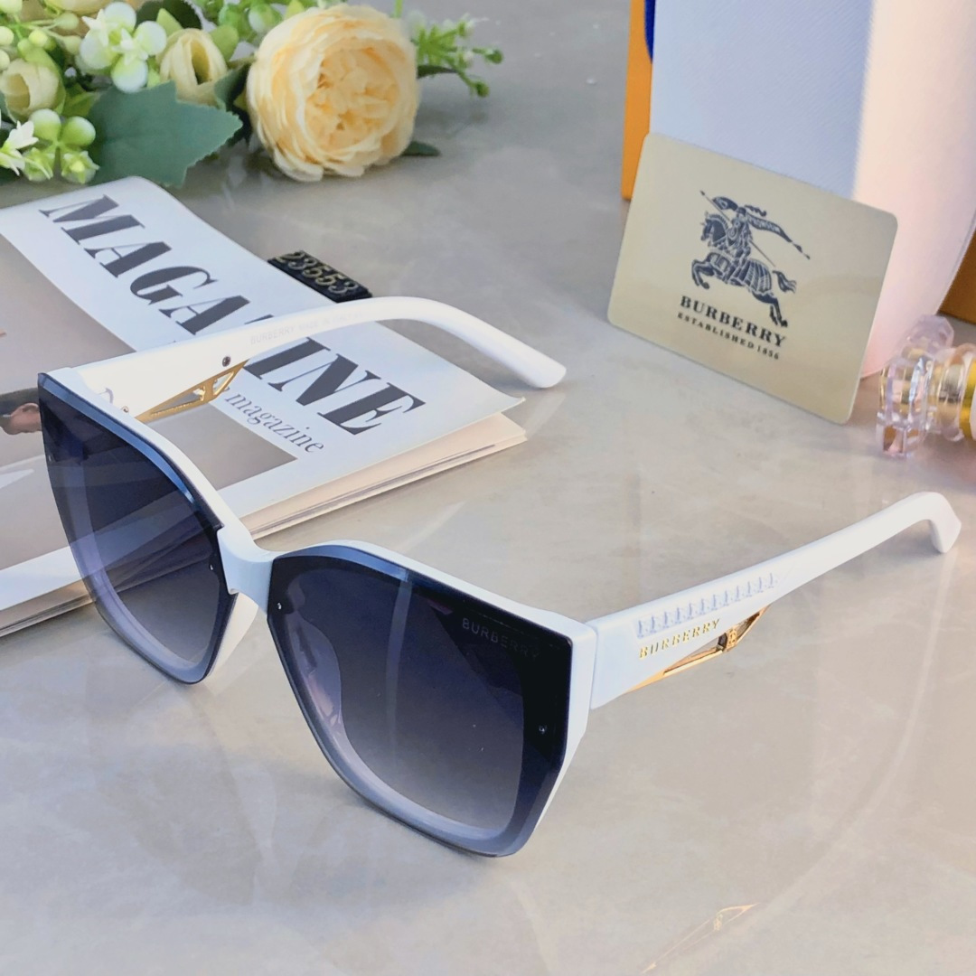 。。Burberr*新款气质太阳镜时尚大框网红款墨镜百搭太阳眼镜