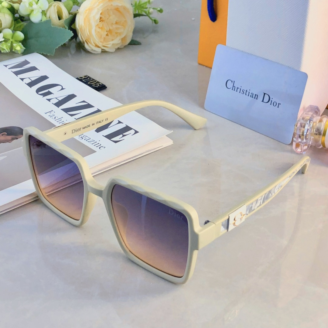 。。Dio*新款太阳镜潮流韩版眼镜防紫外线时尚街拍大框网红方框墨镜