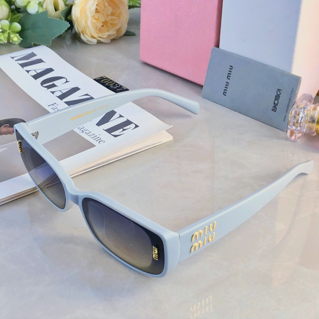 。。miumi*欧美风眼镜时尚方形小框太阳镜个性墨镜