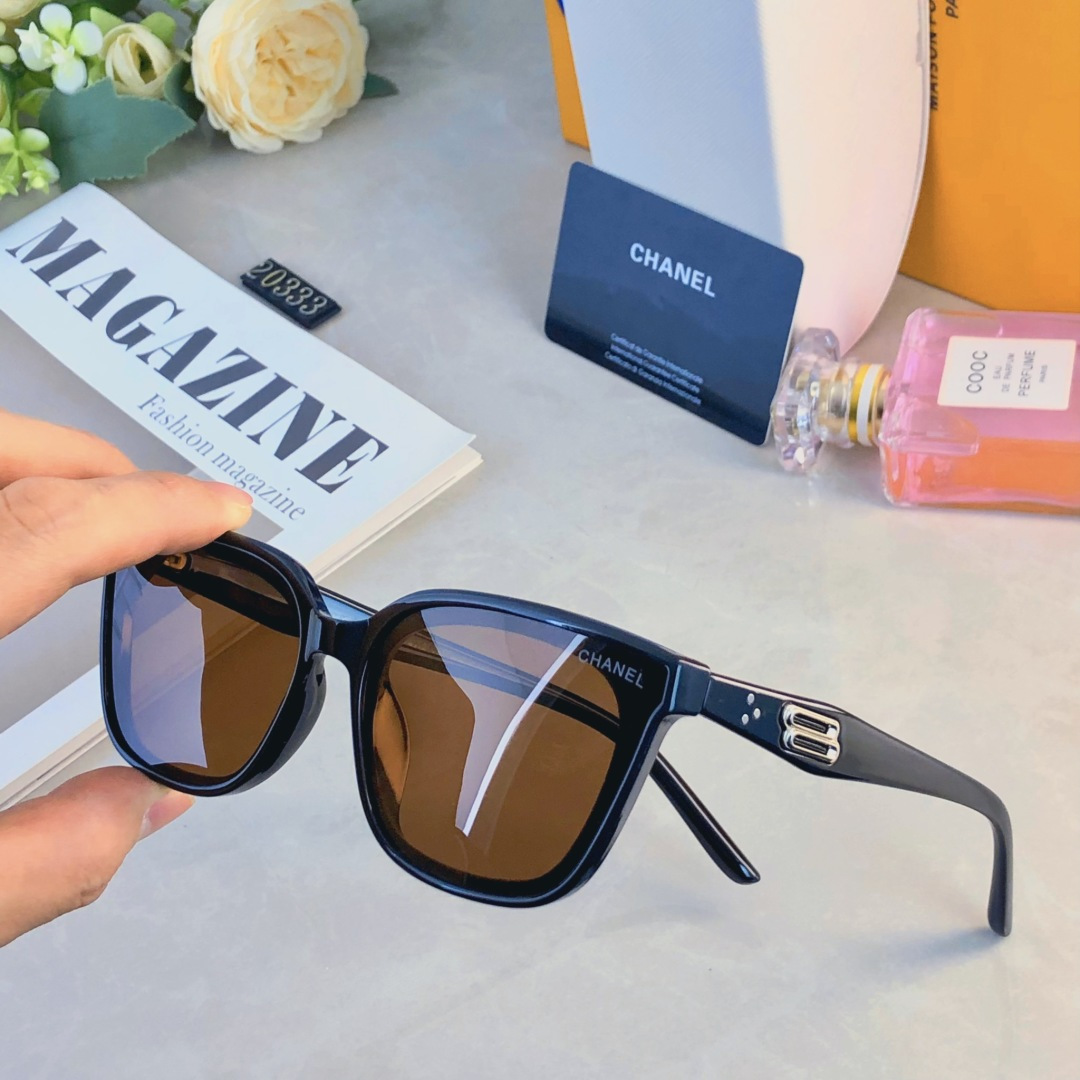 。。Chane*韩版潮女圆脸墨镜欧美街拍网红黑色太阳镜高级感复古男