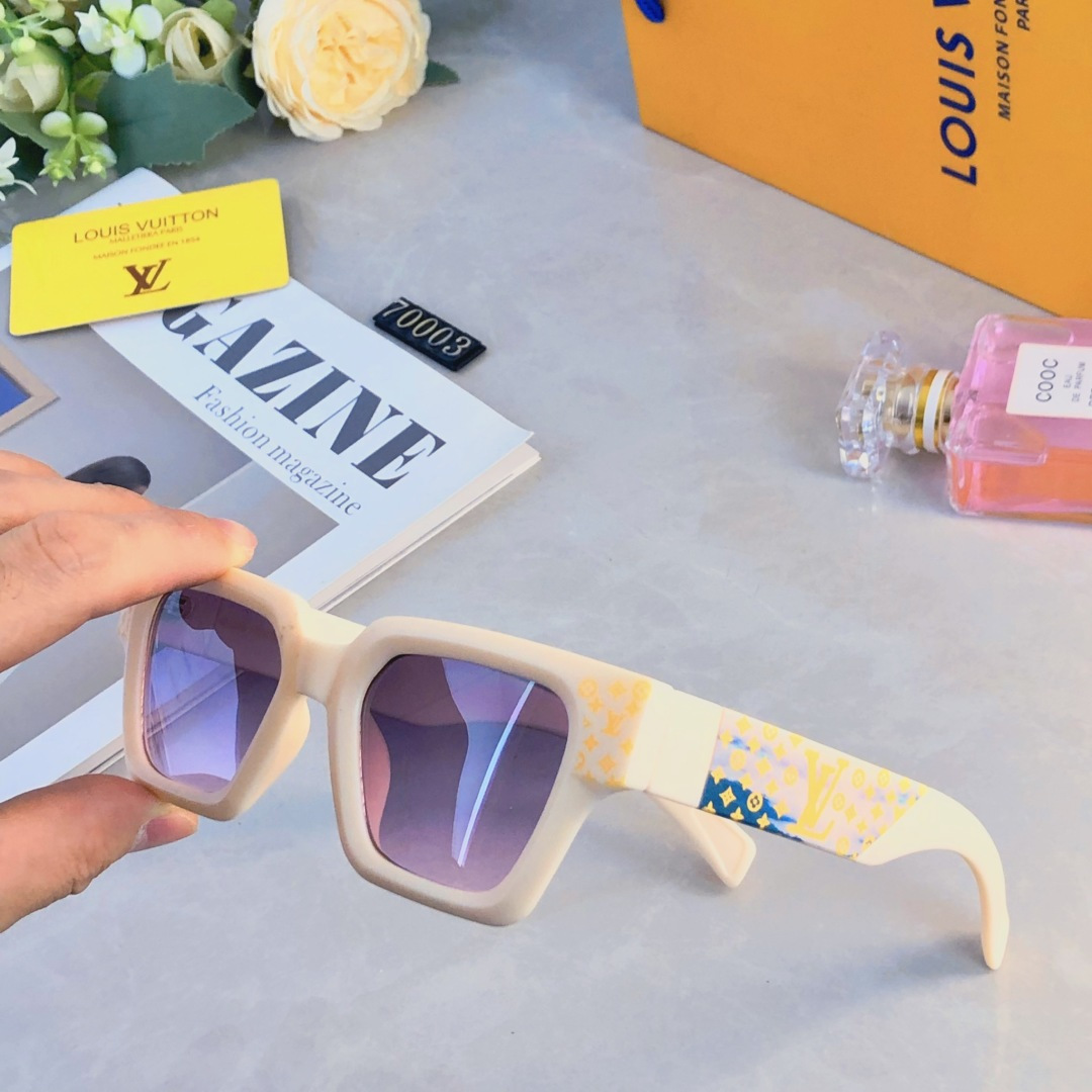 。。Louis vuitto*欧美复古小方形太阳眼镜男女街拍走秀高级感装饰时髦猫眼墨镜