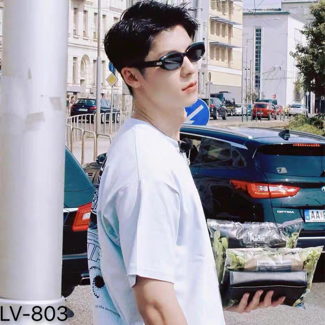 。。Louis vuitto*欧美复古黑色小框ins高级感方圆脸太阳镜防紫外线网红度假墨镜