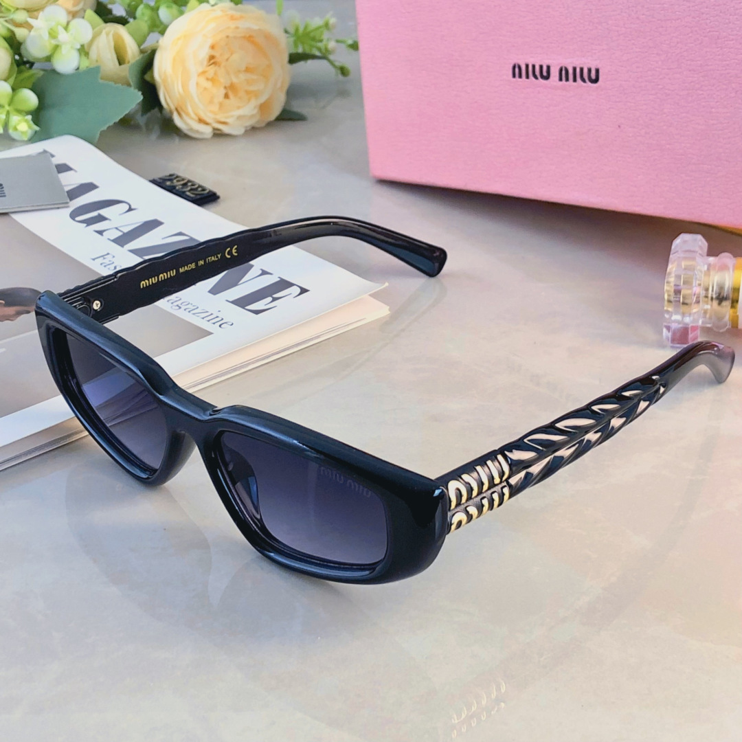 。。miumi*墨镜新款复古猫眼个性小框防紫外线太阳眼镜大脸