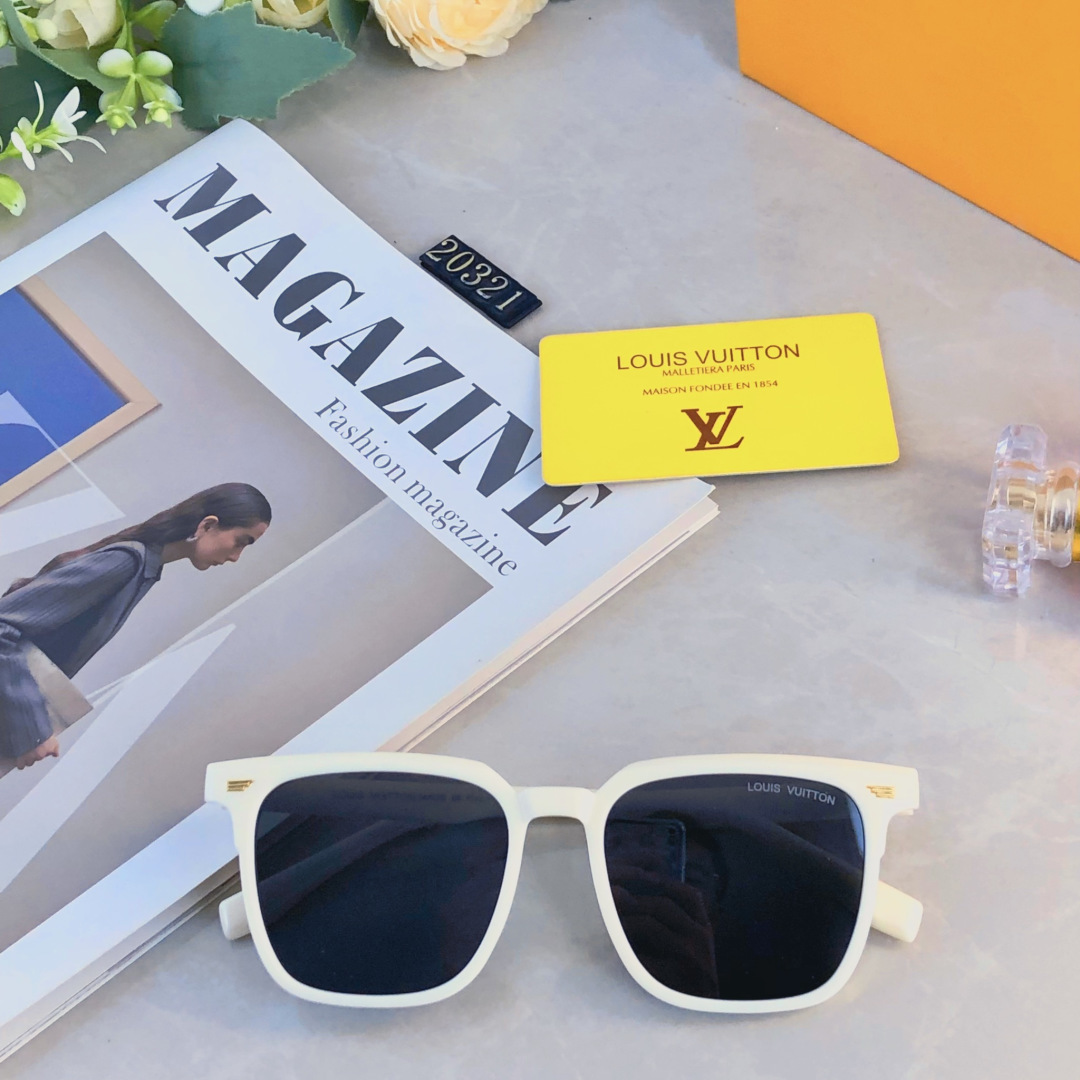 。。Louis vuitto*韩版时尚大框方形墨镜男女百搭情侣款大脸显脸小太阳镜防紫外线潮