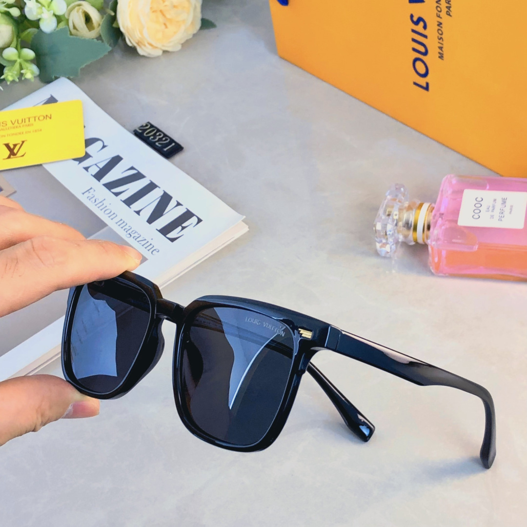 。。Louis vuitto*韩版时尚大框方形墨镜男女百搭情侣款大脸显脸小太阳镜防紫外线潮