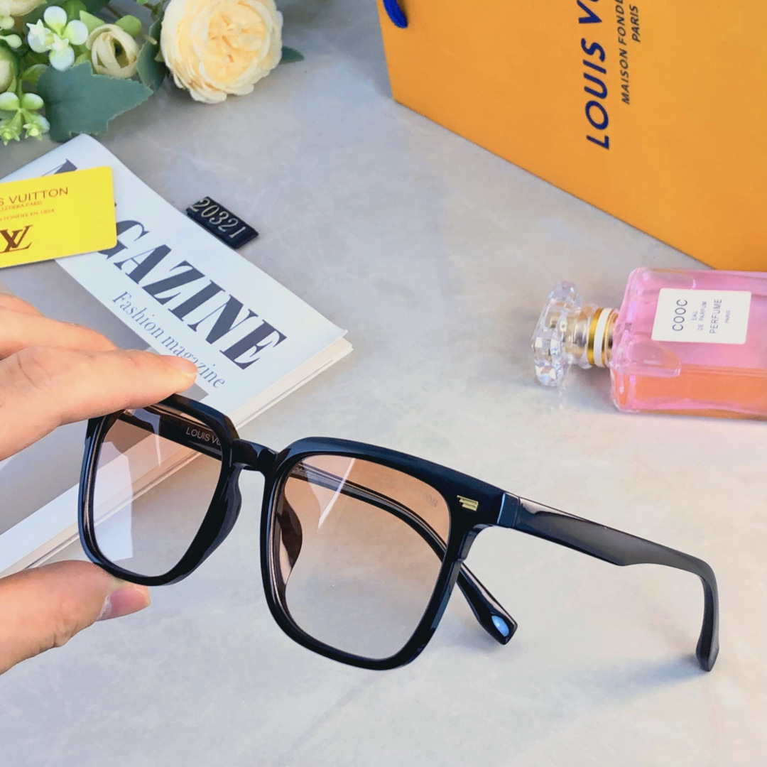 。。Louis vuitto*韩版时尚大框方形墨镜男女百搭情侣款大脸显脸小太阳镜防紫外线潮