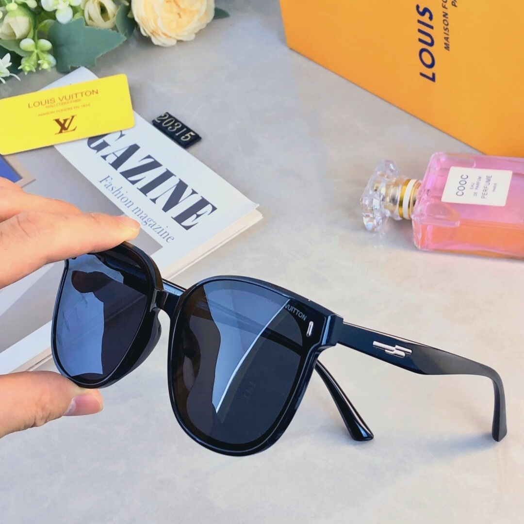 。。Louis vuitto*墨镜女2026新款大框偏光太阳镜时髦复古韩版ins高级感显脸小男款