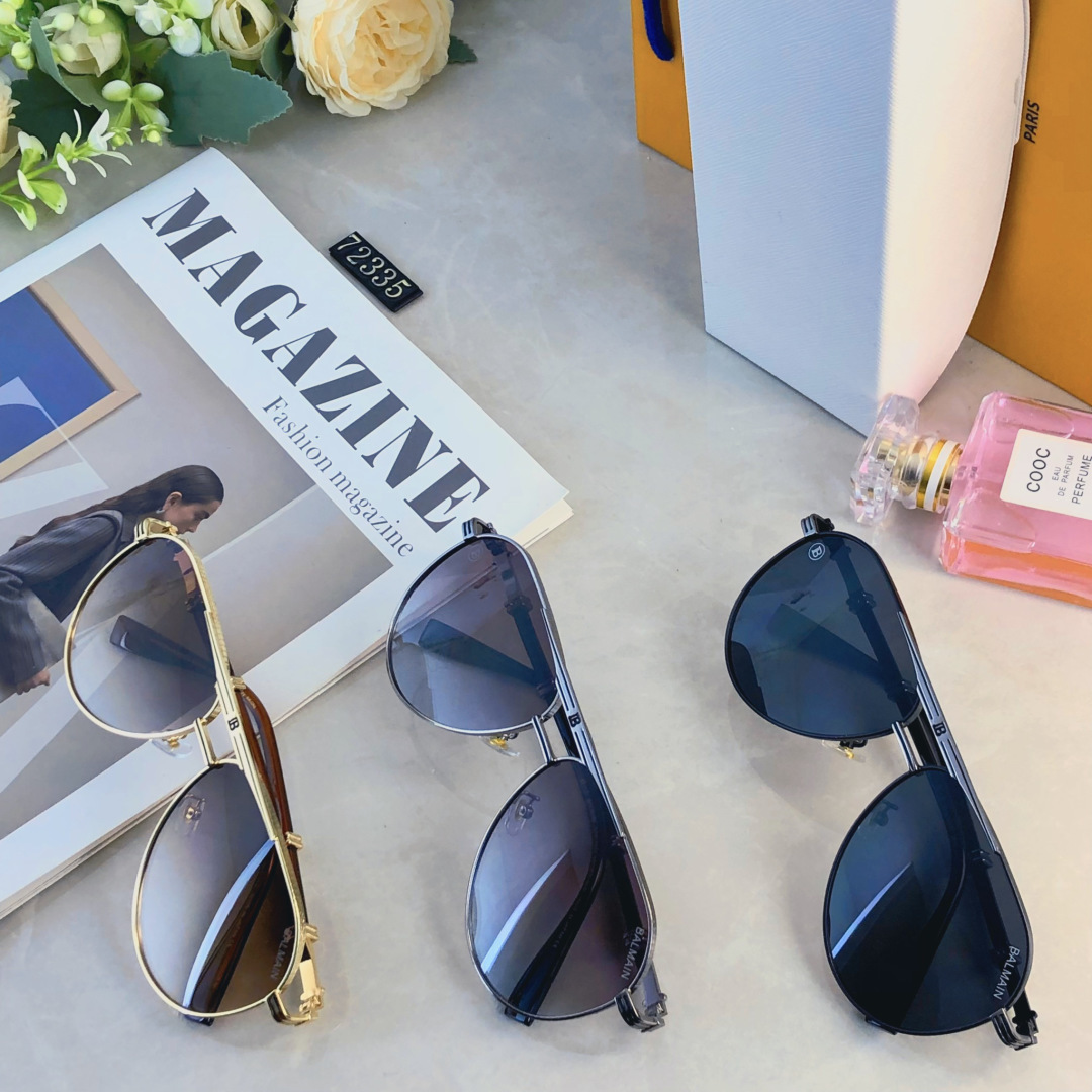 。。时尚新款蛤蟆墨镜复古素颜百搭男女太阳镜防紫外线眼镜架潮