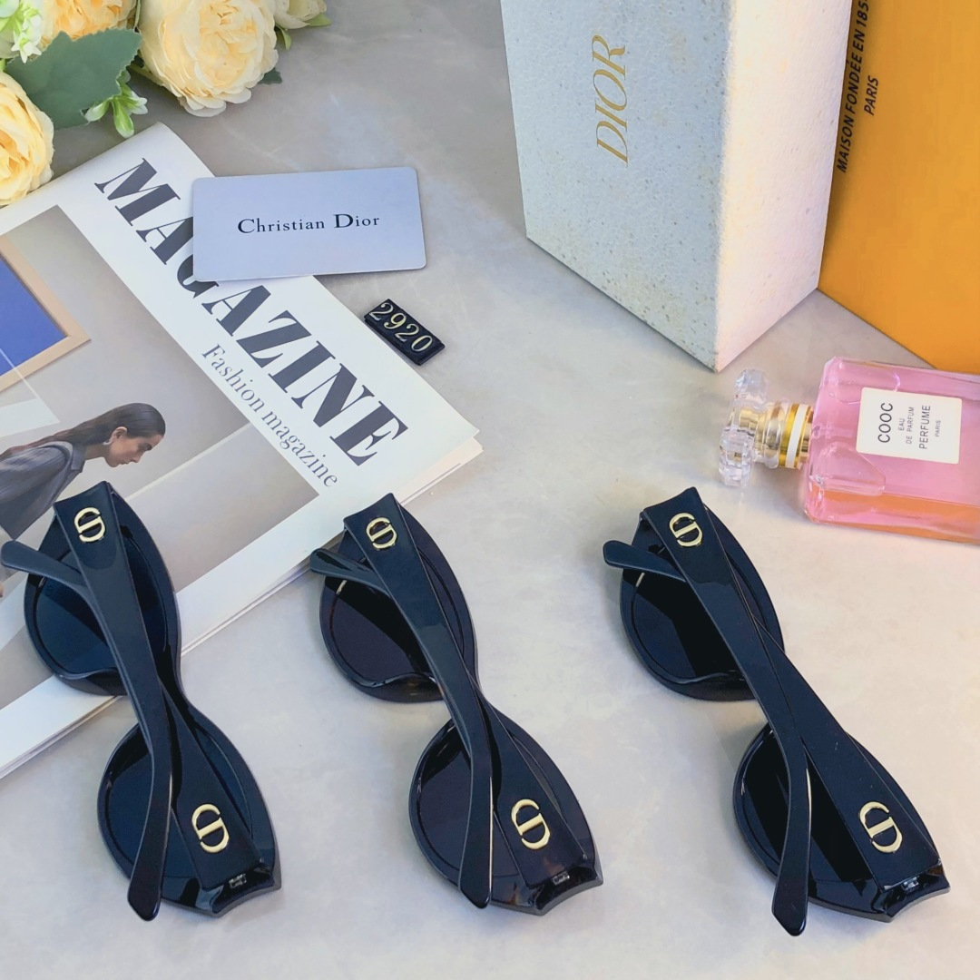 。。DIO*猫眼窄框墨镜女2026新款潮高级感美式复古网红眼镜辣妹太阳镜