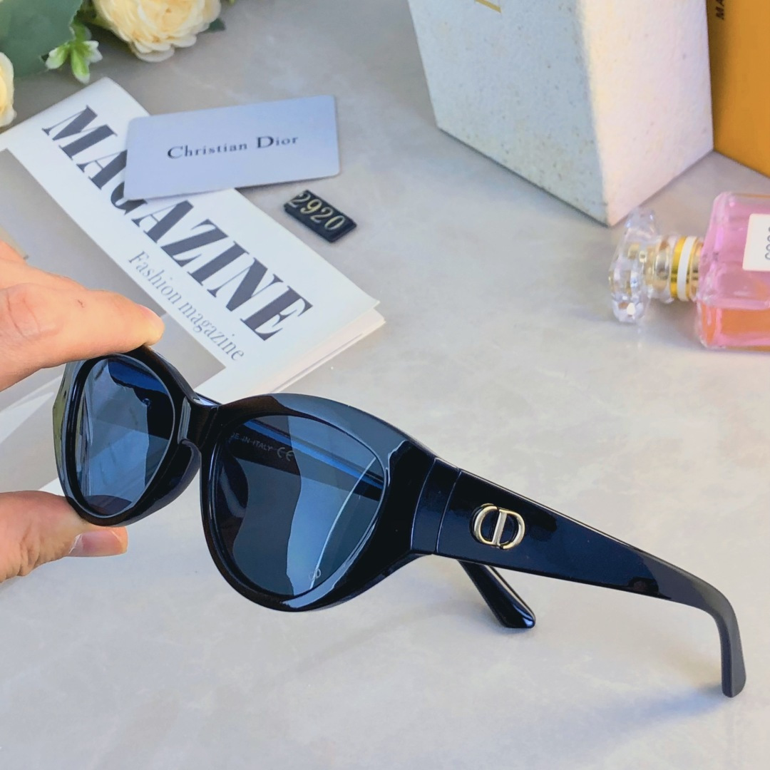 。。DIO*猫眼窄框墨镜女2026新款潮高级感美式复古网红眼镜辣妹太阳镜