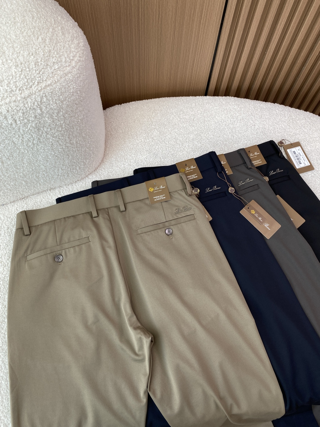 Loro Piana 2026夏季新款男士休闲西裤✨ 核心亮点• 品牌与产地：意大利制造，是Loro P
