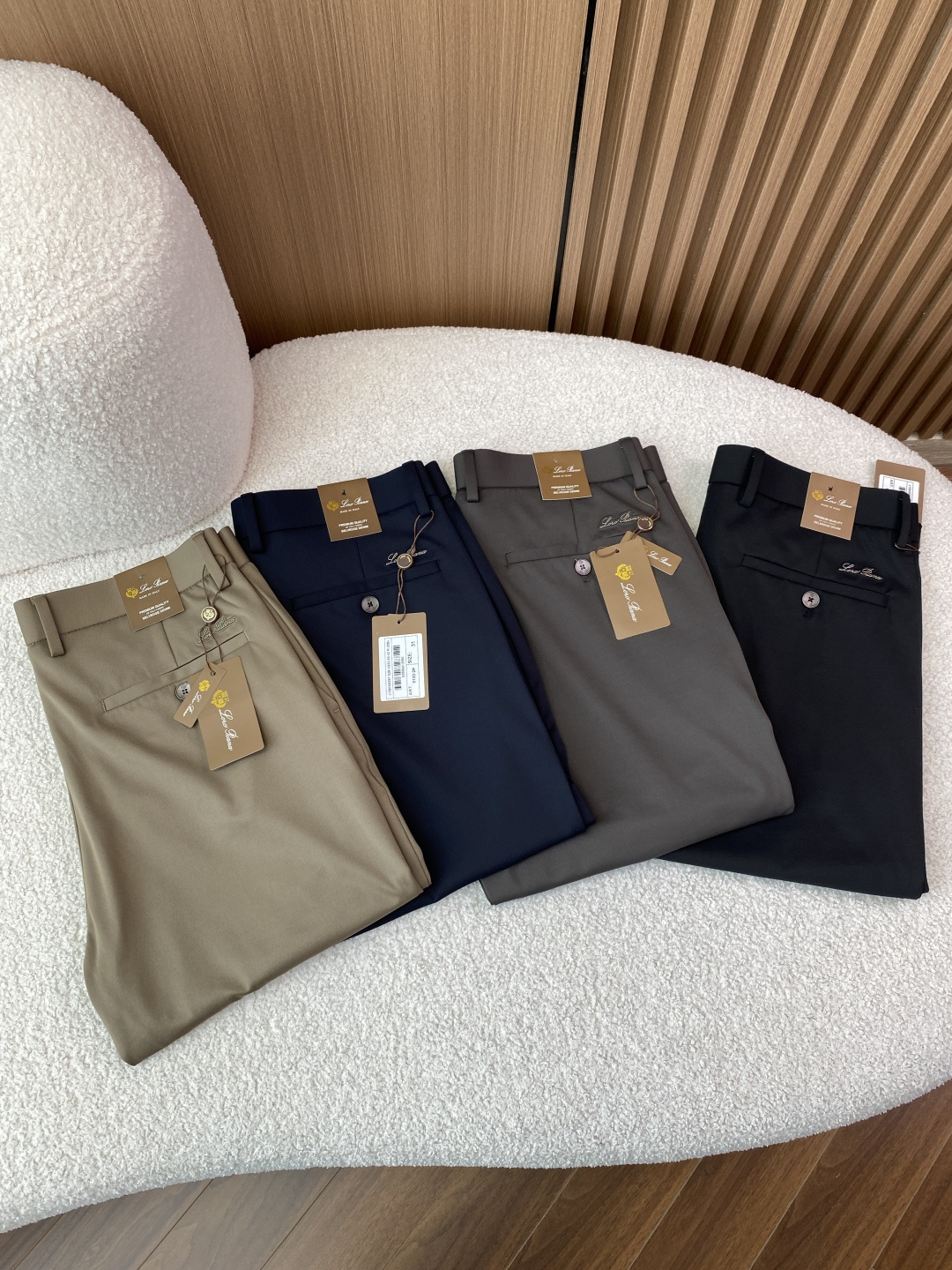 Loro Piana 2026夏季新款男士休闲西裤✨ 核心亮点• 品牌与产地：意大利制造，是Loro P