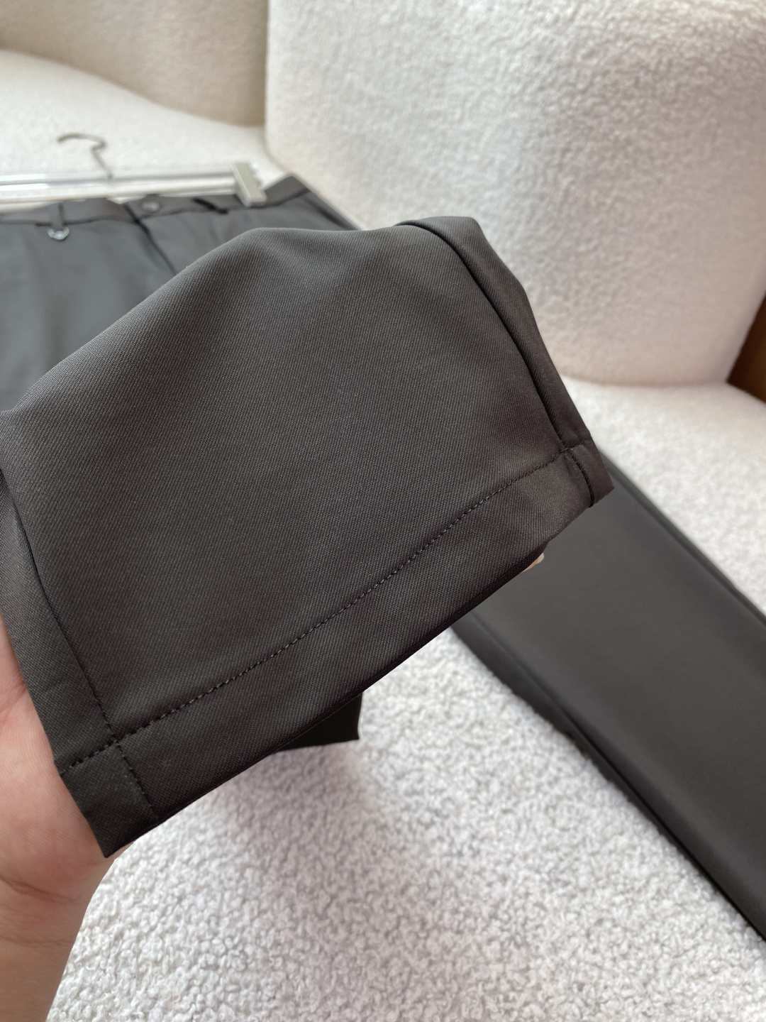 Loro Piana 2026夏季新款男士休闲西裤✨ 核心亮点• 品牌与产地：意大利制造，是Loro P