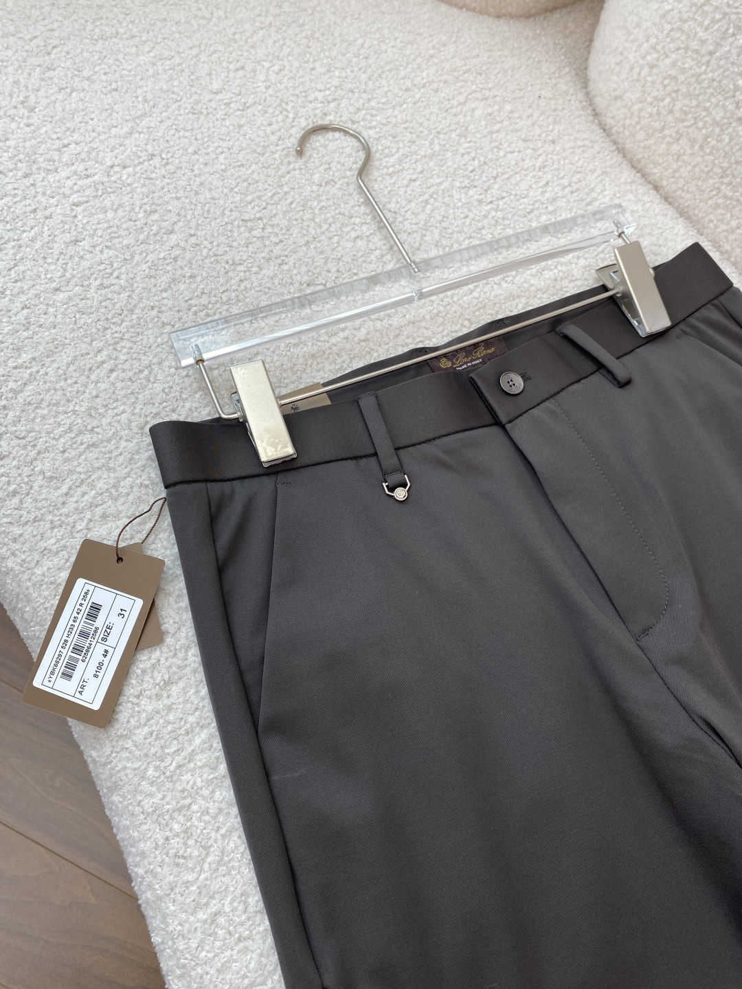 Loro Piana 2026夏季新款男士休闲西裤✨ 核心亮点• 品牌与产地：意大利制造，是Loro P