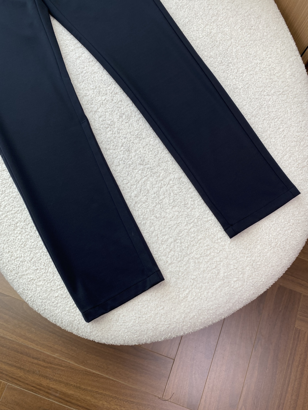 Loro Piana 2026夏季新款男士休闲西裤✨ 核心亮点• 品牌与产地：意大利制造，是Loro P