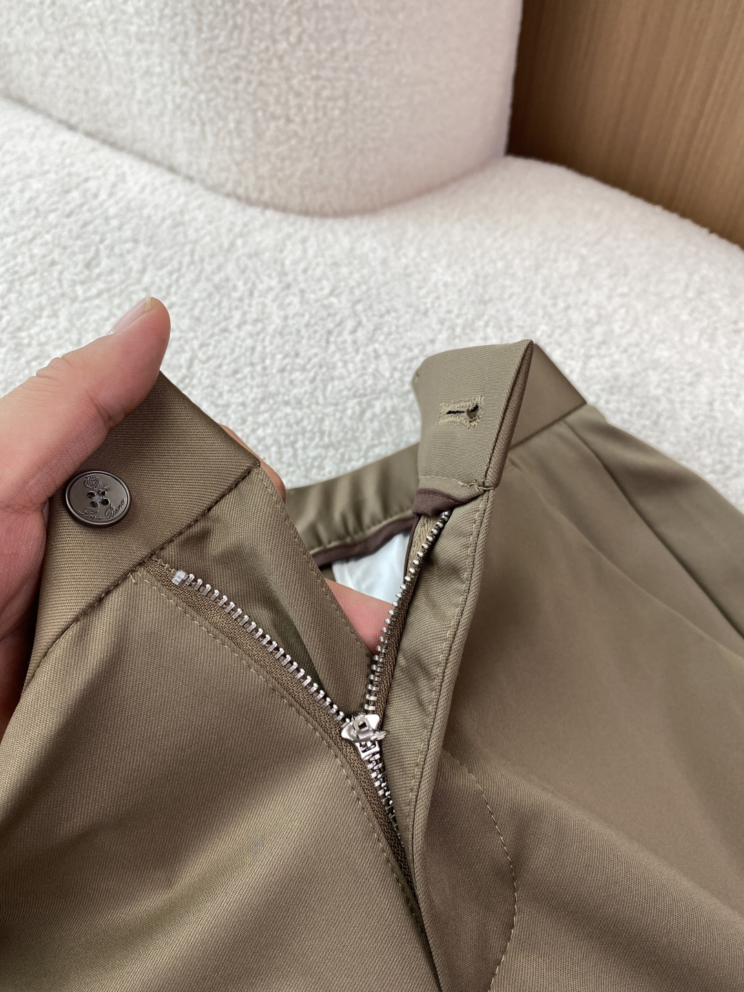 Loro Piana 2026夏季新款男士休闲西裤✨ 核心亮点• 品牌与产地：意大利制造，是Loro P